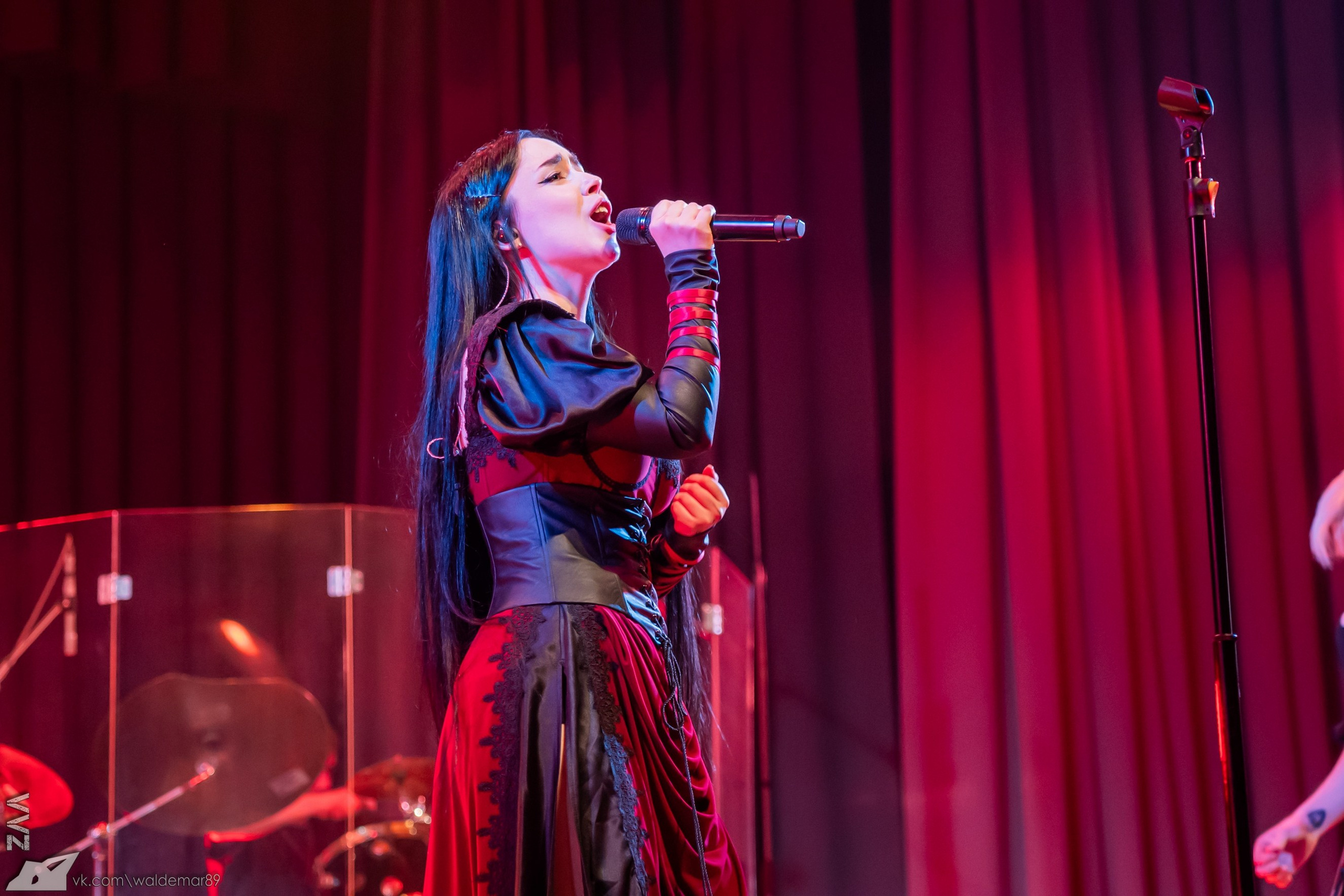 Концерт polnalyubvi в Красноярске 06.04.2025. Фотограф в Красноярске Владимир З