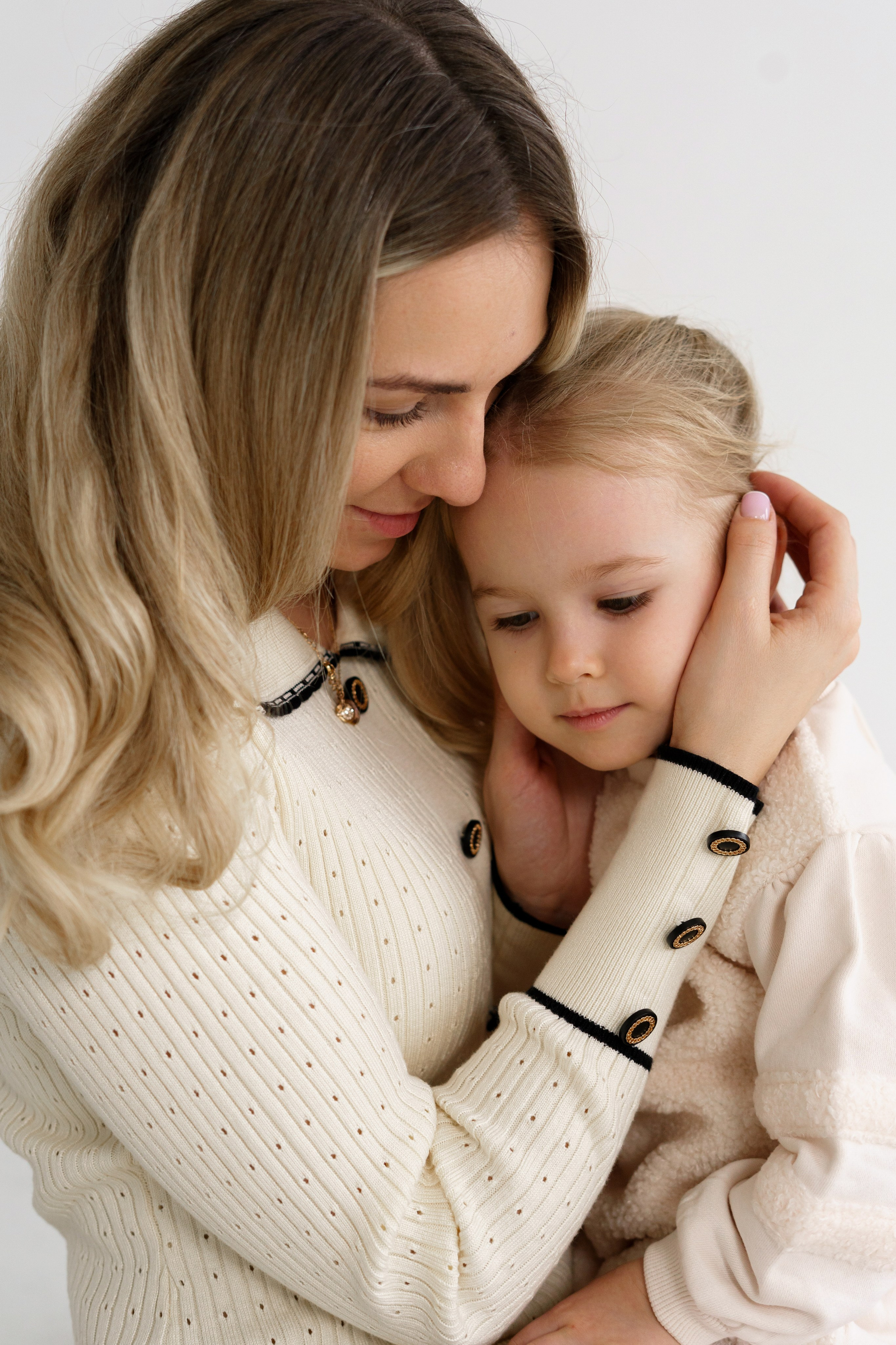 Вика и Алиса. Главная