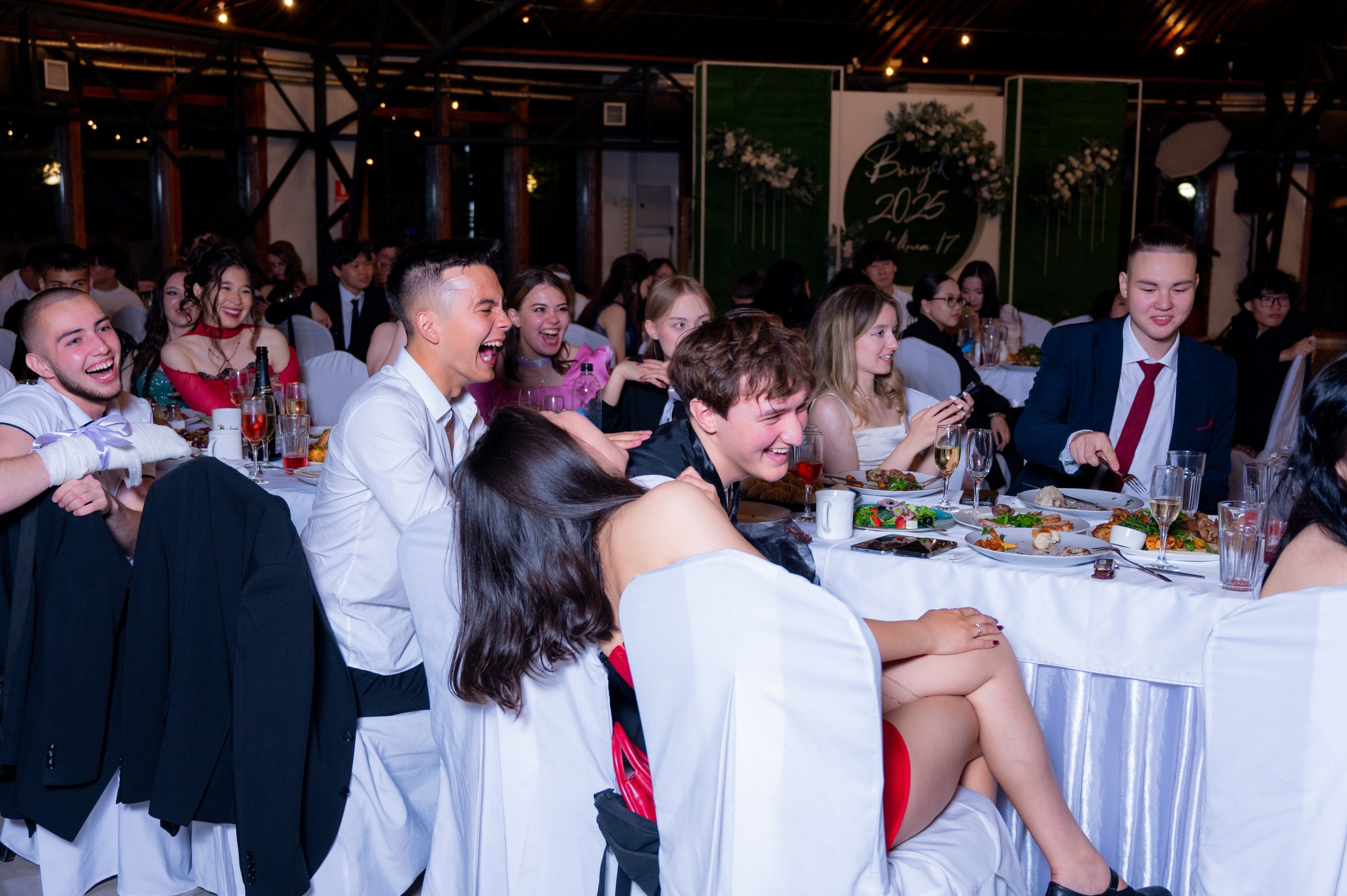 Выпускной 11 класс. Женский и семейный фотограф Елизова Оля г. Улан-Удэ