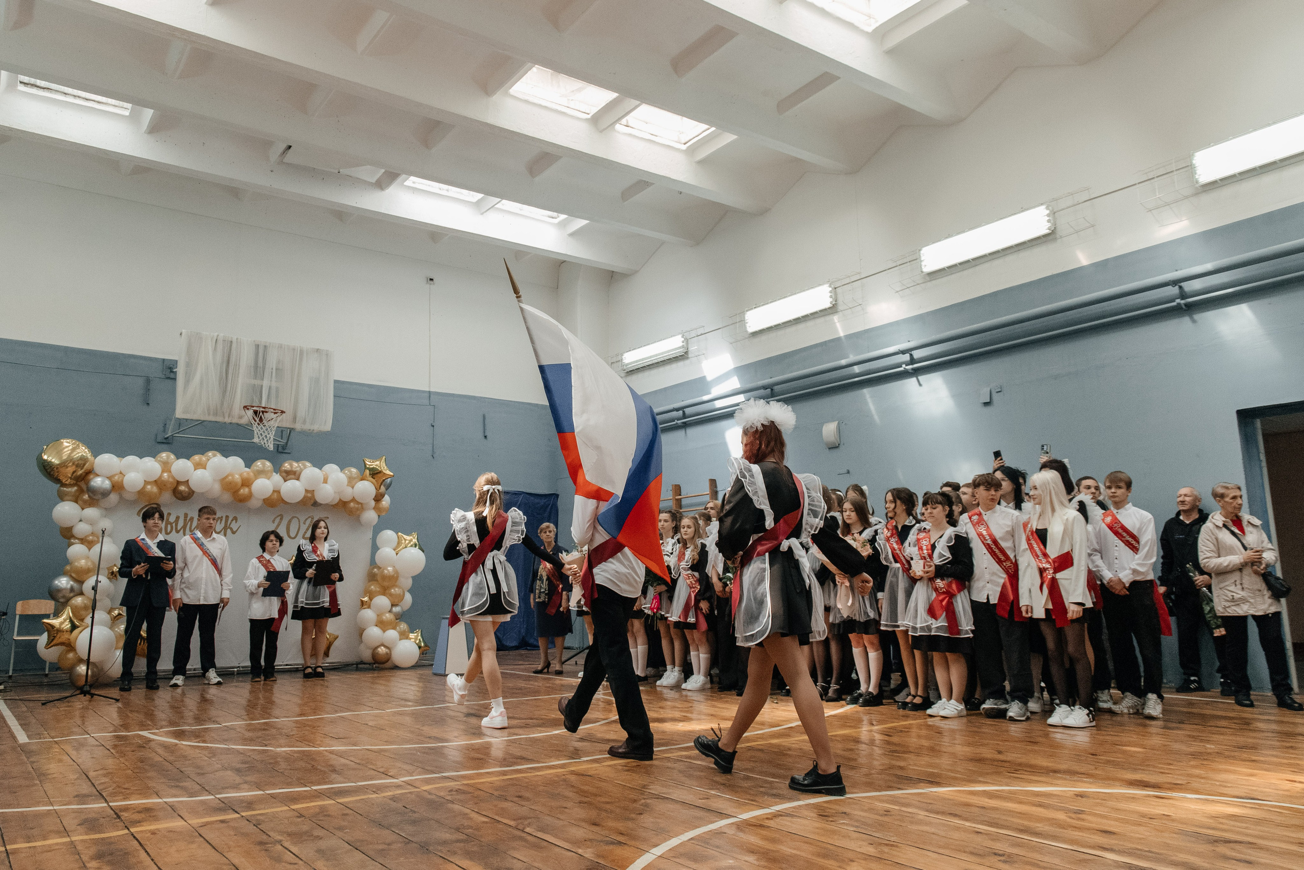 Последний звонок. Фотограф Елена Балакина (Челябинск)