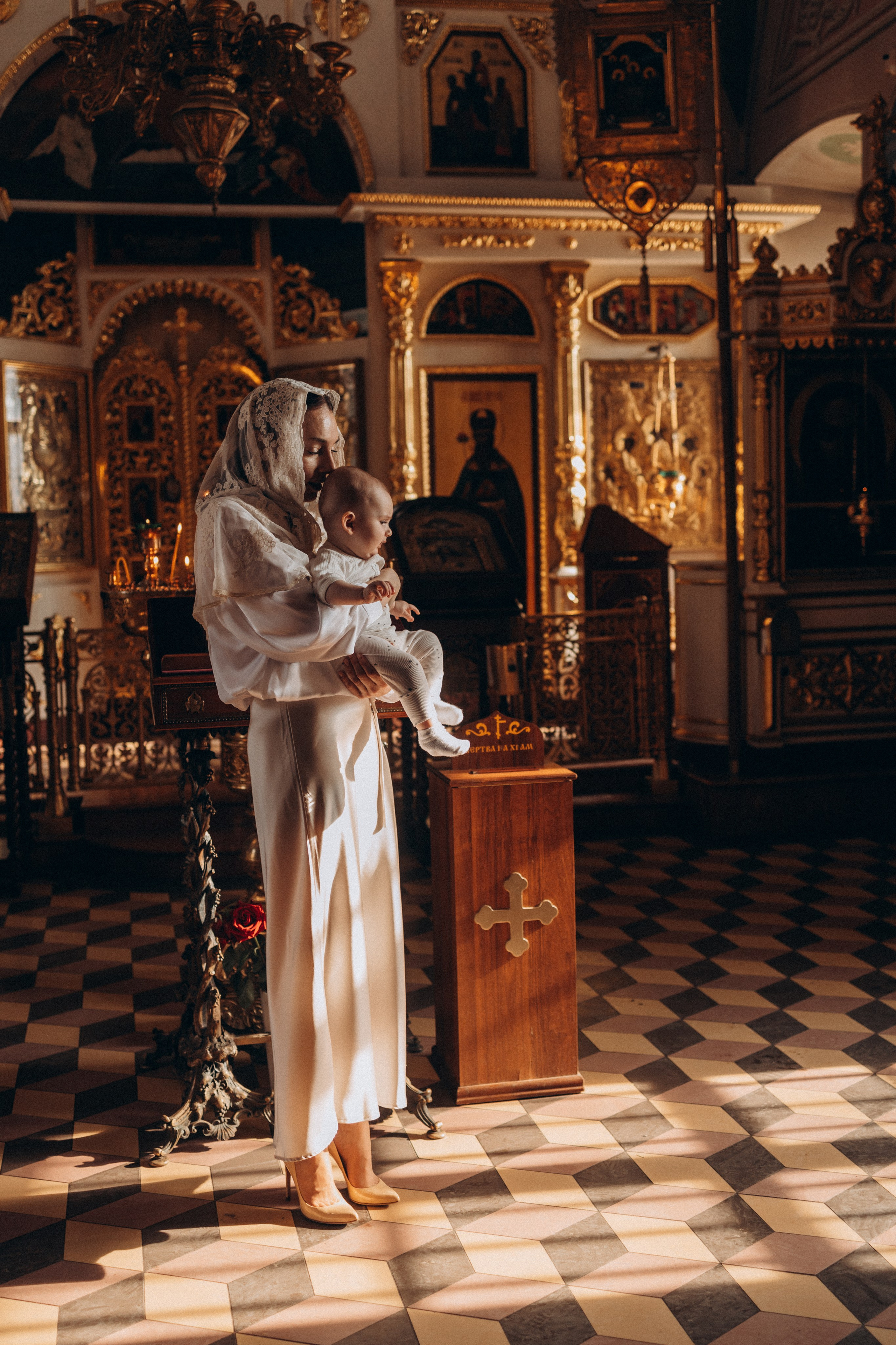 Таинство крещения Марка Храм Живоначальной Троицы. Семейный и женский фотограф в Москве Коновалова Олеся
