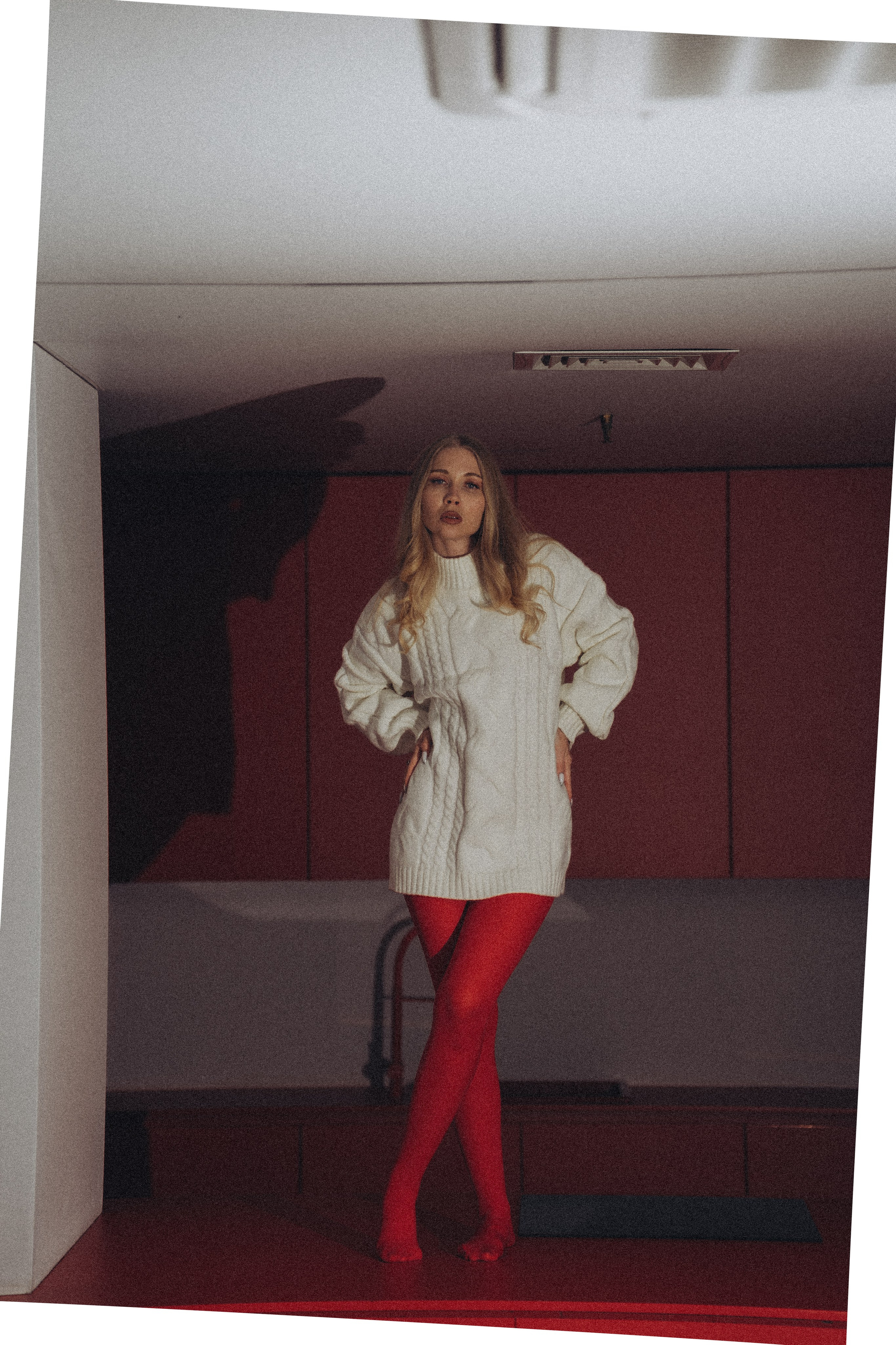 ФОТОСЕССИЯ К НОВОМУ ГОДУ В СТУДИИ С ЕЛОЧКОЙ КРАСИВЫЙ ОБРАЗ. Профессиональный фотограф, Санкт-Петербург — Виктория Богомолова