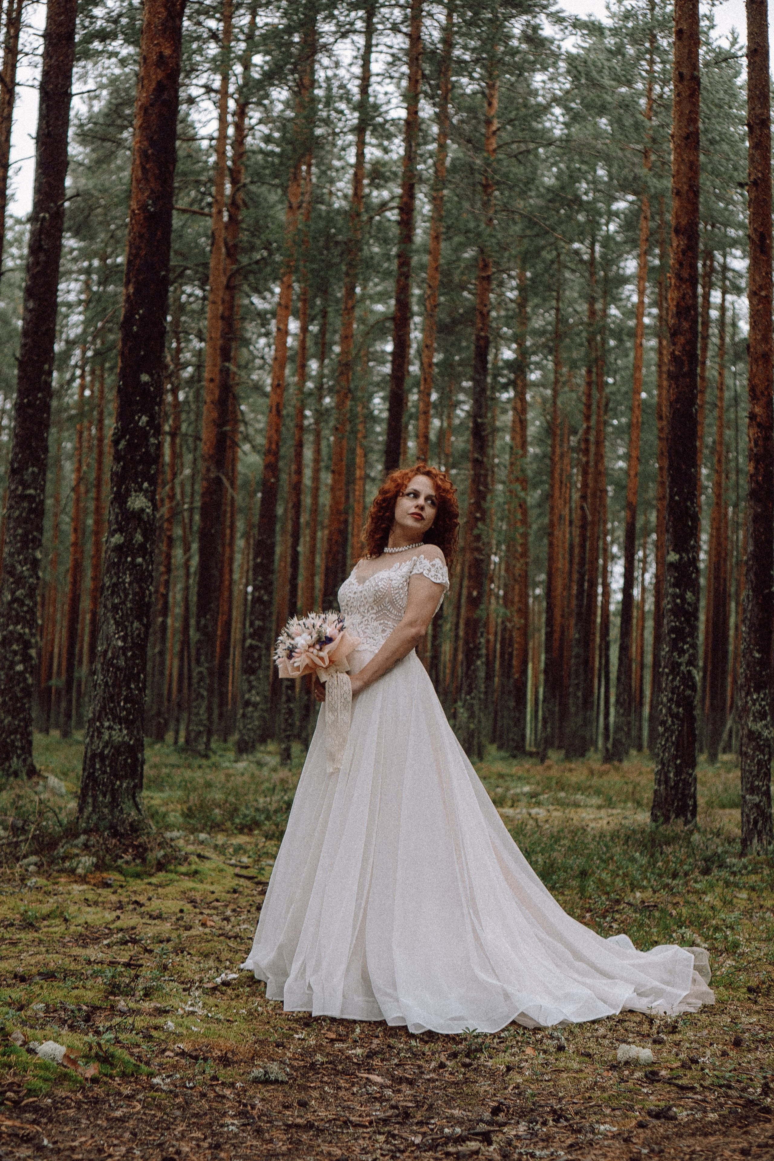 СВАДЕБНАЯ ФОТОСЕССИИЯ ПАРЫ В ГОРОДЕ ПРИОЗЕРСК В СОСНОВОМ ЛЕСУ И С ПИКАПОМ. Профессиональный фотограф, Санкт-Петербург — Виктория Богомолова