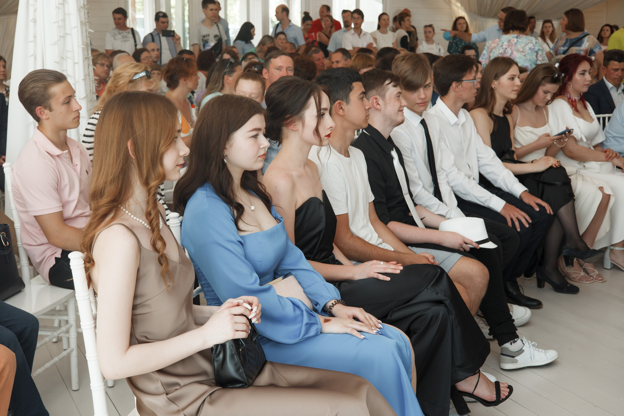 Выпускной, шатер в усадьбе «Гребнево». Свадебный и репортажный фотограф (Москва, Королев и другие)