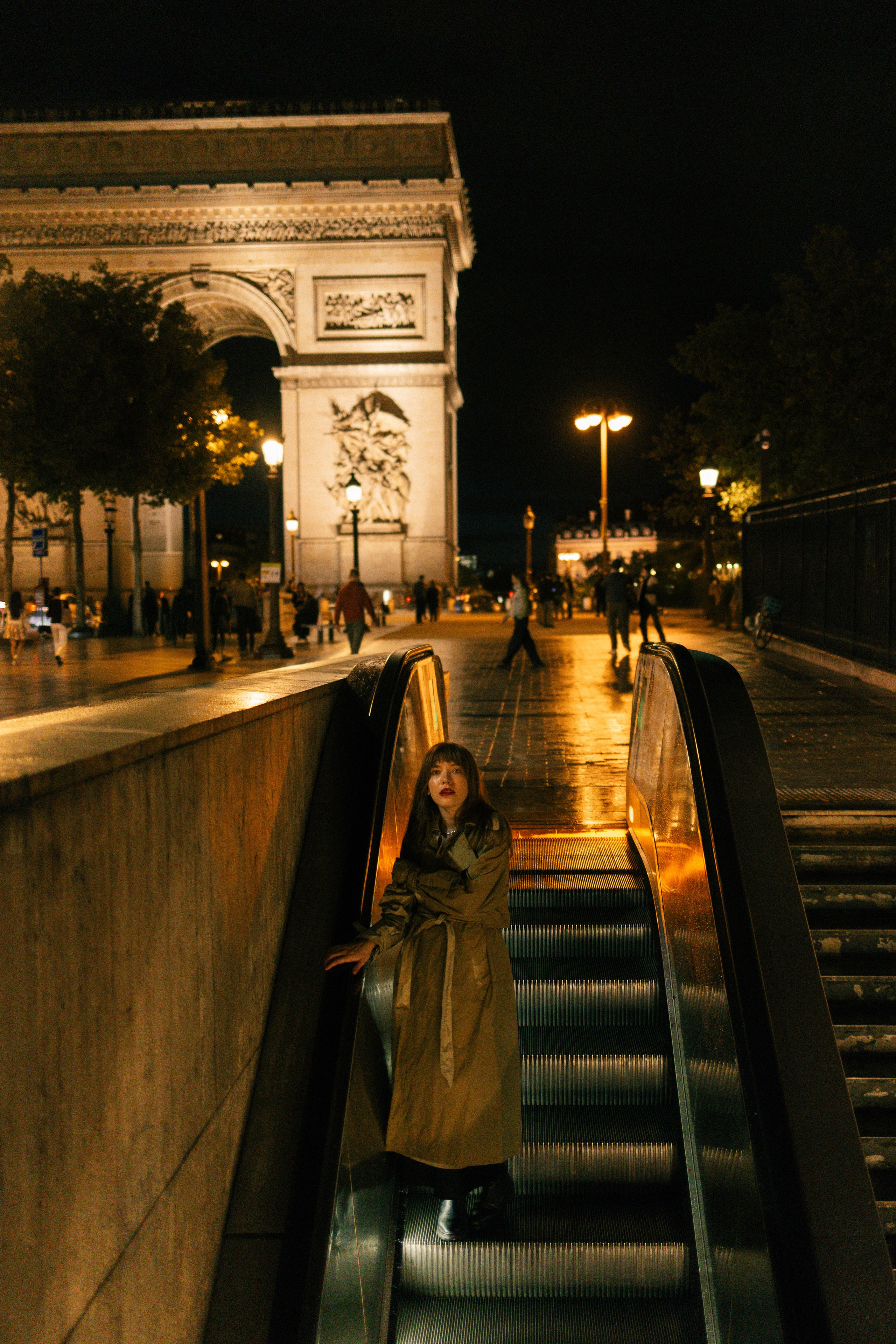 City of Light. Photographer in Paris