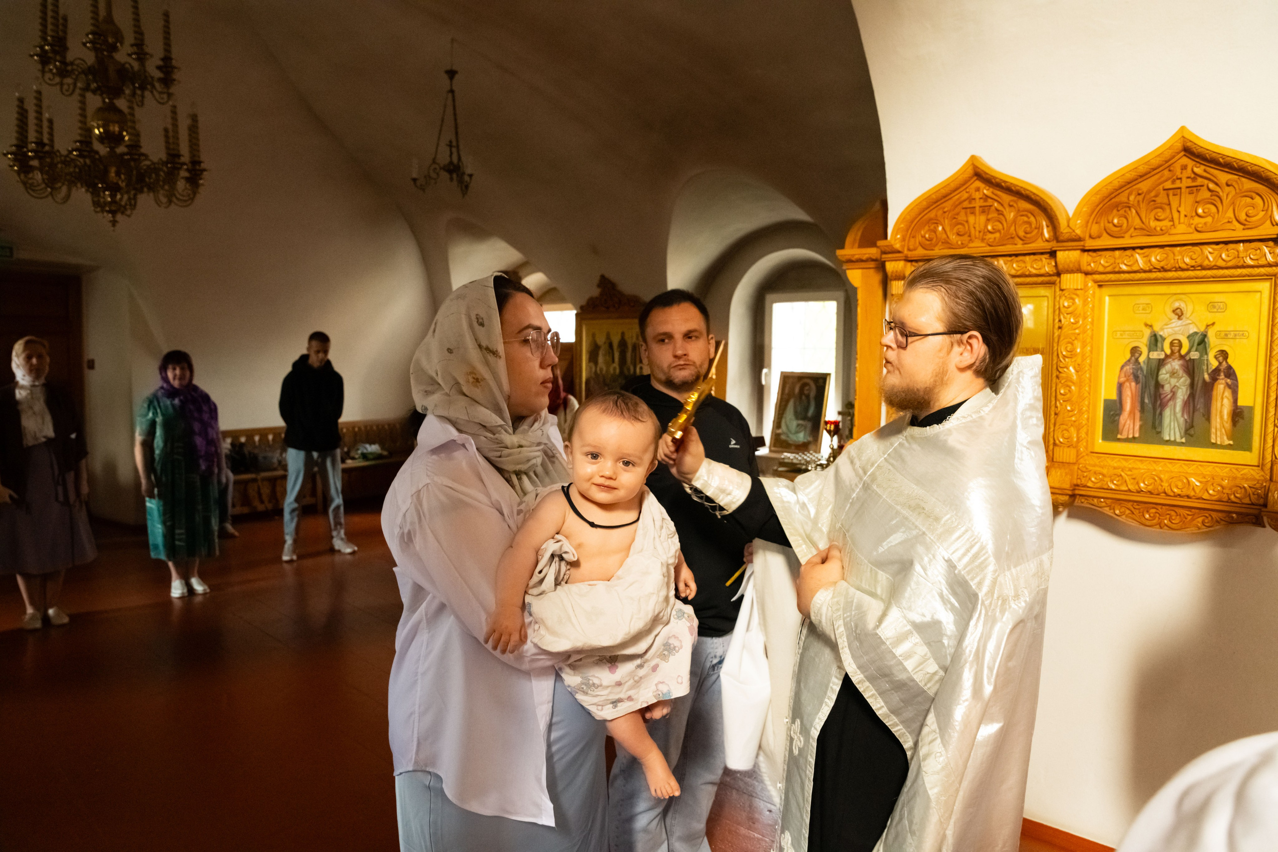 Таинство Крещение (Репортаж). Фотограф Брянск