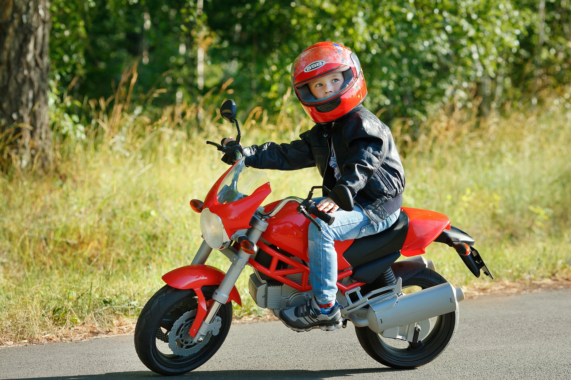 Фотопроект «Мотоцикл». Выпускные альбомы в школе и детском саду