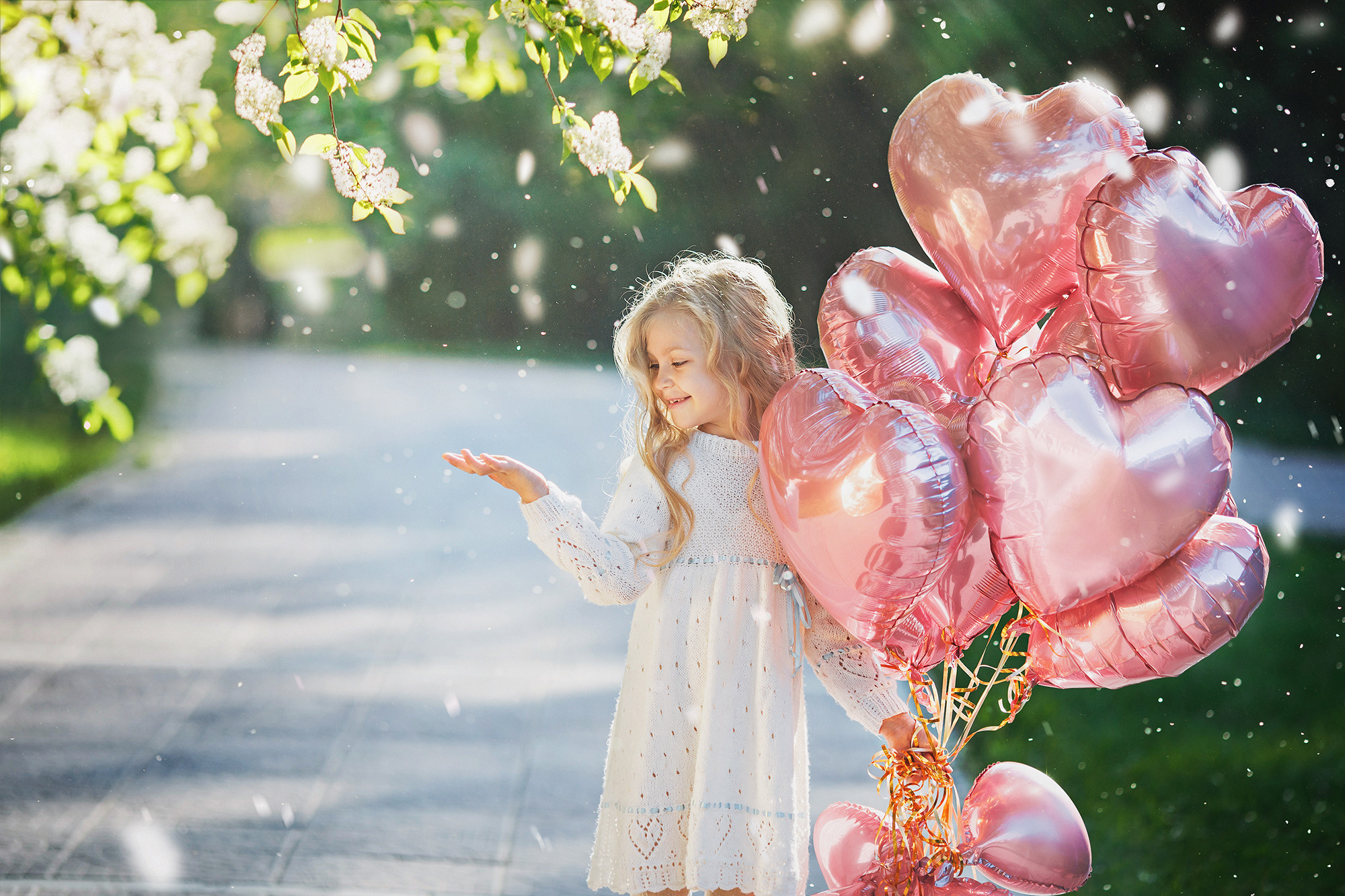 Ника. Выпускные альбомы в школе и детском саду