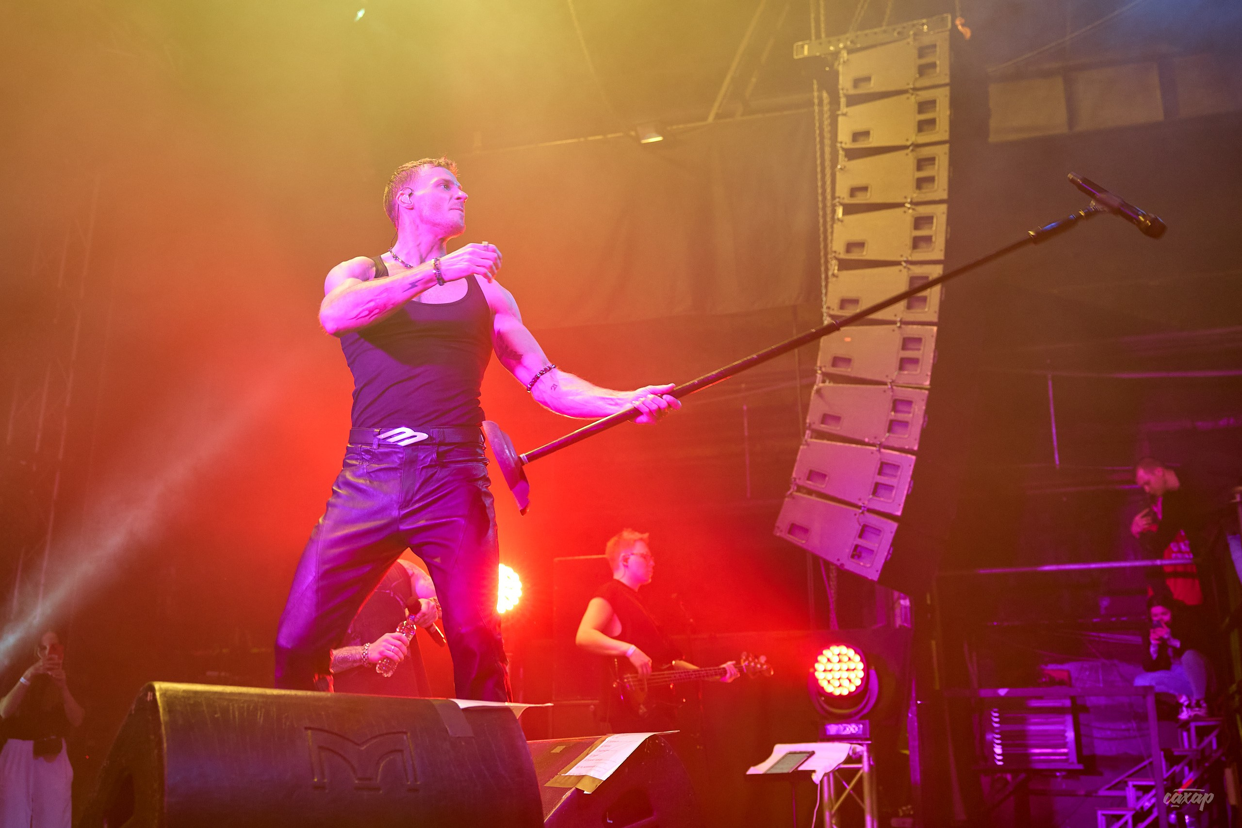 Олег Майами. Профессиональный фотограф в Екатеринбурге Юра Сахар