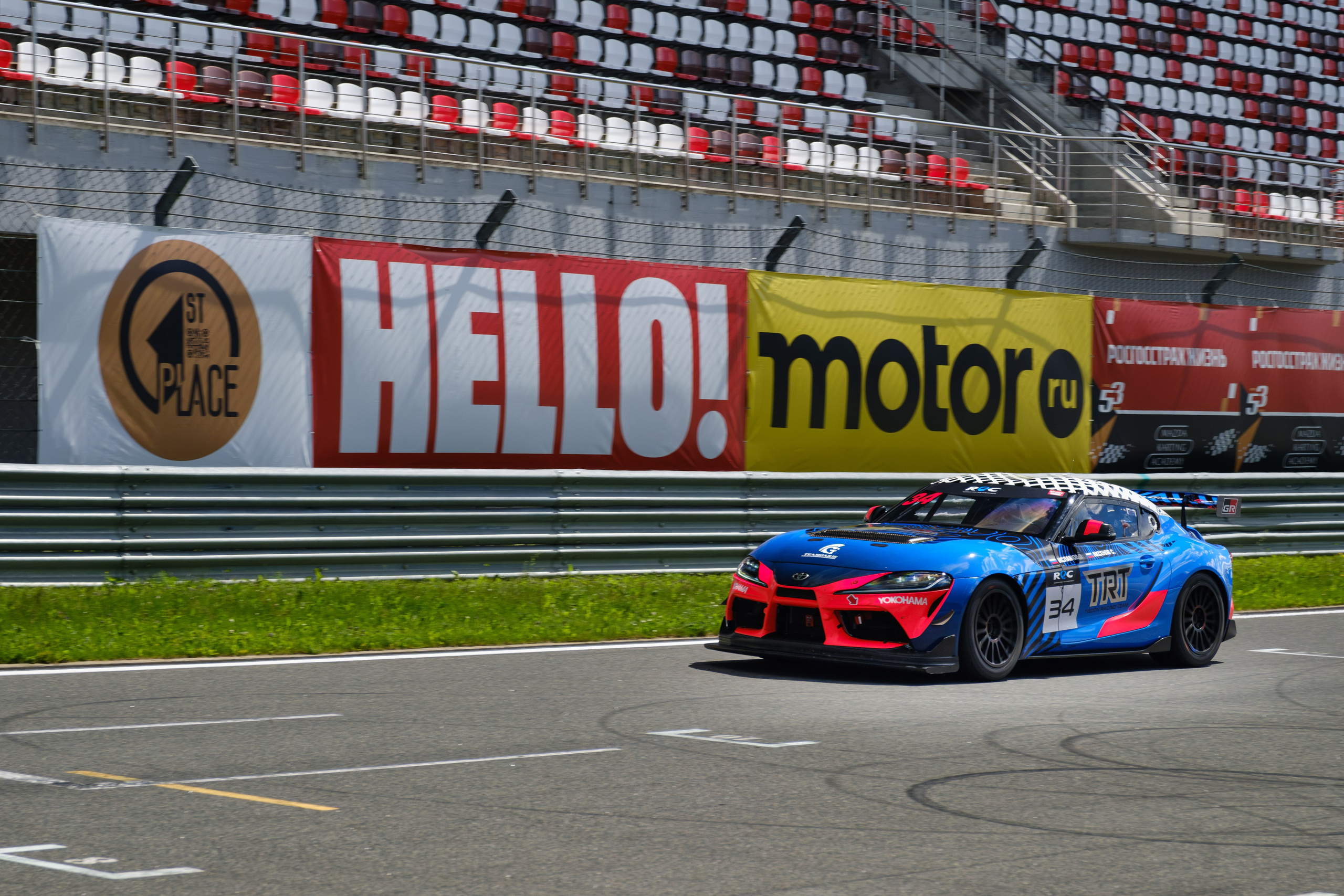 Российская серия гонок на выносливость. Авто и мотоспорт — фотограф Антон Медведев iCoguar