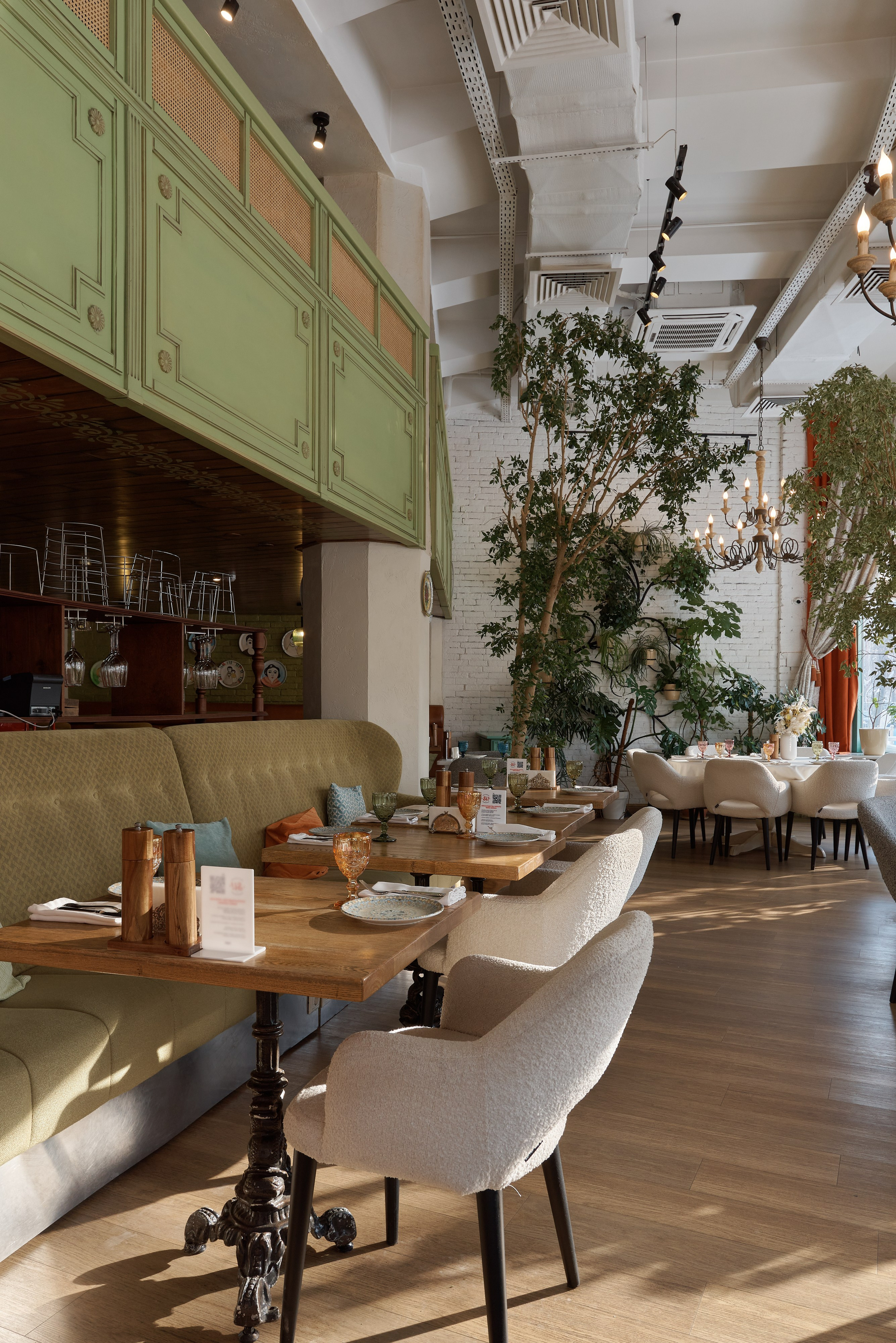 Si! (Екатеринбург). Абросимов Лев интерьерный и архитектурный фотограф