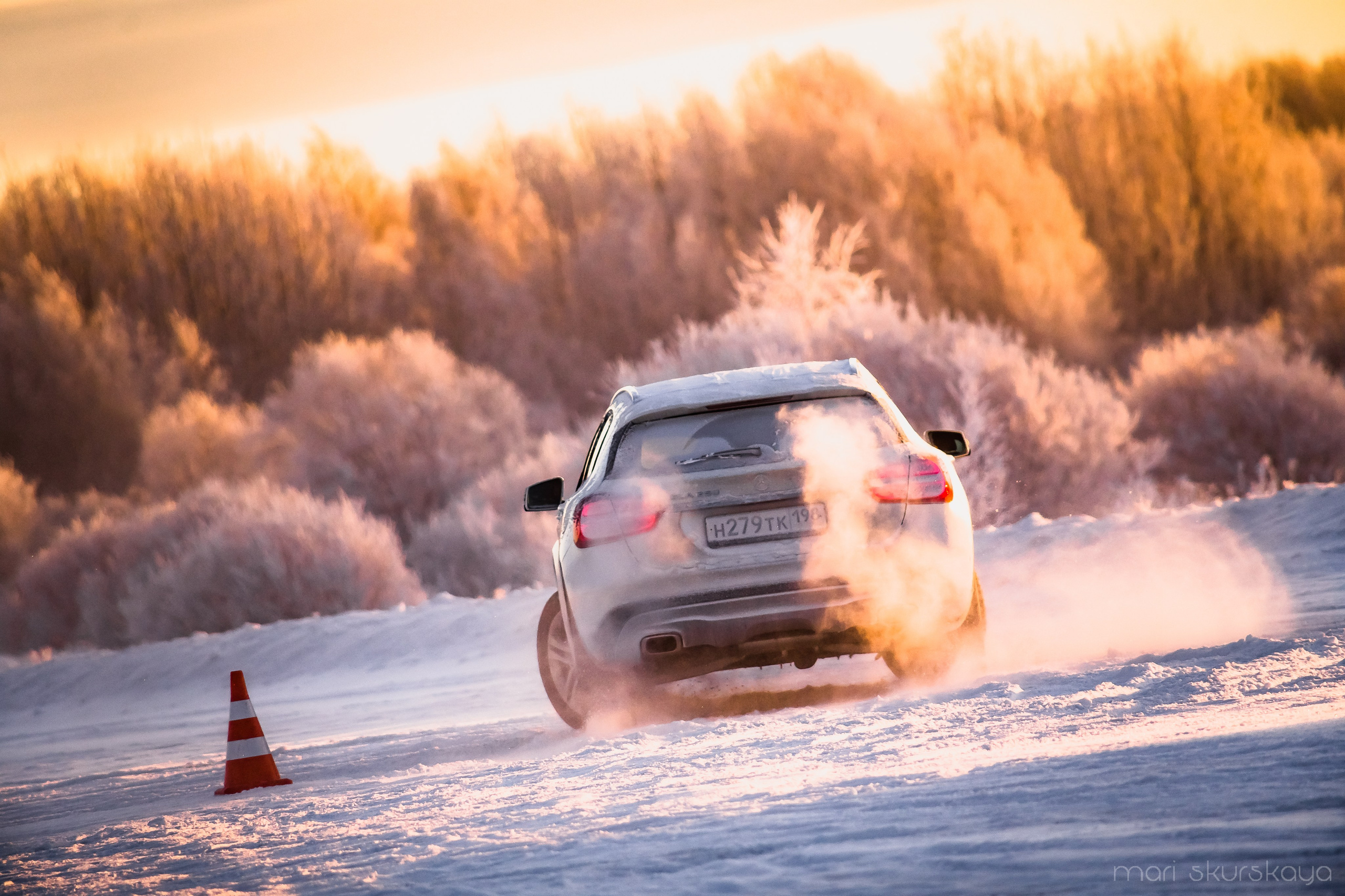 Контраварийная практика вождения автомобиля. Мотофотограф в Санкт-Петербурге Мария Скурская