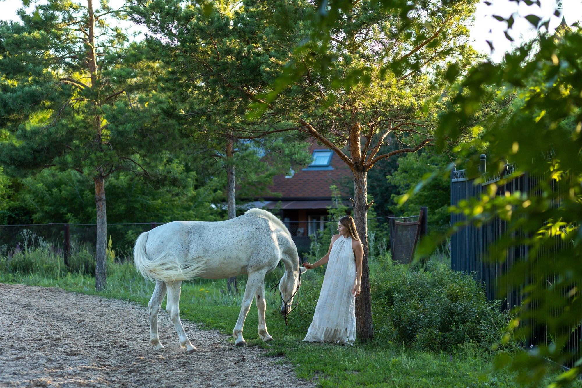 Семейная фотосессия в конном клубе. Фотограф в Оренбурге. Профессиональный фотограф