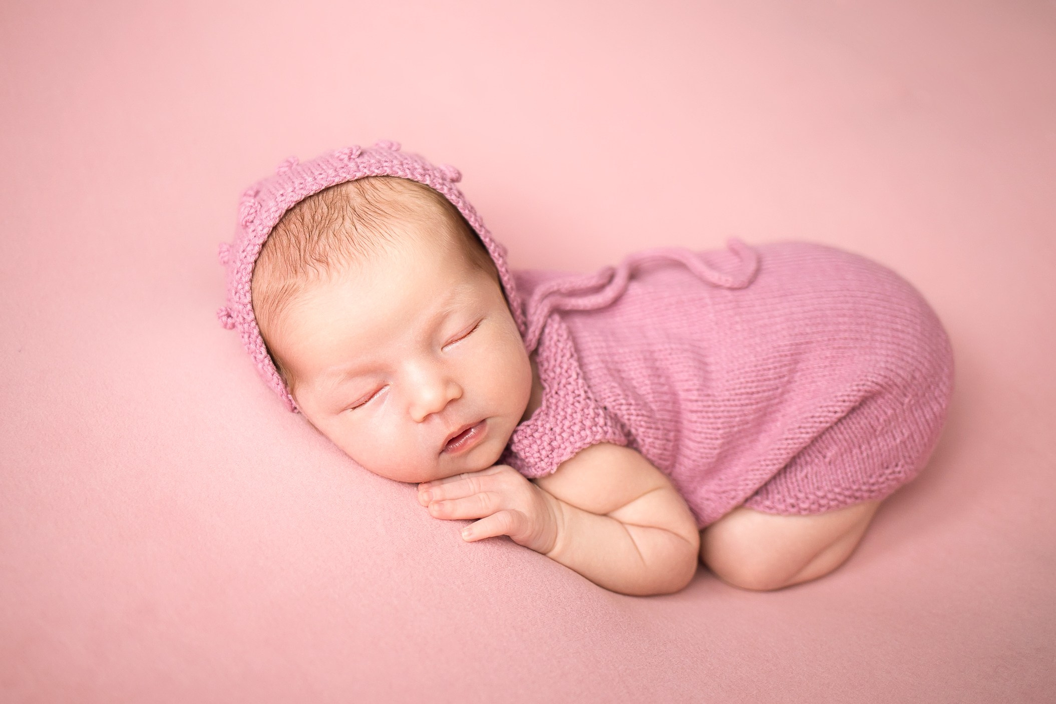 Фотосессия новорожденного. Фотограф новорожденных в Новосибирске