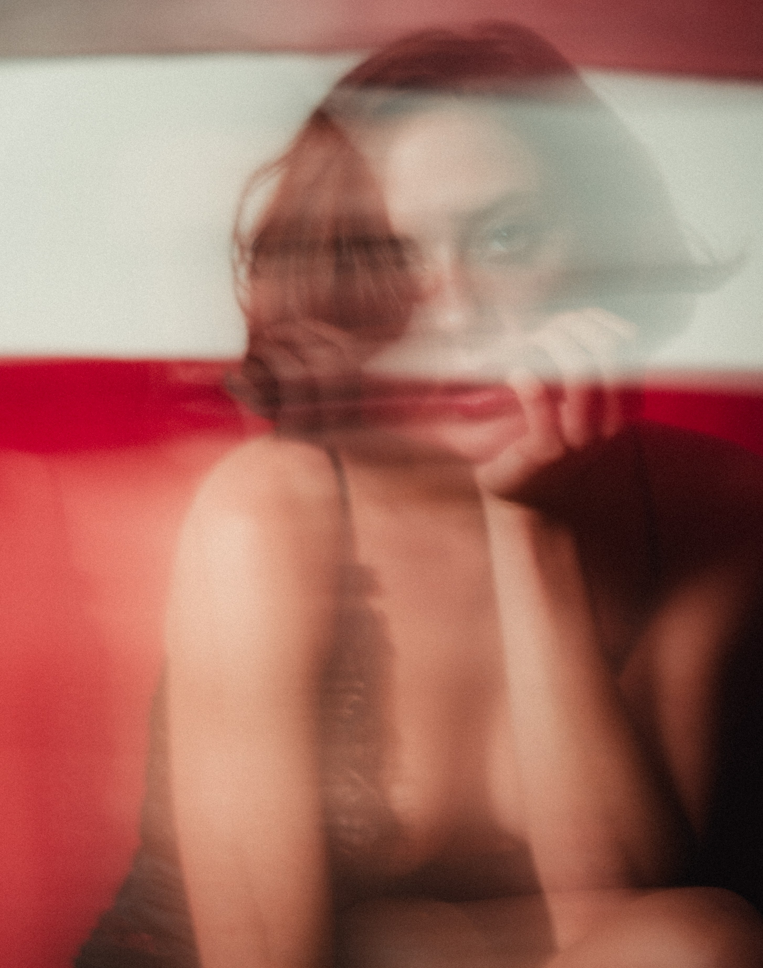 Des millions pour vos bombes des miettes pour nos vies. Фотограф Париж / Photographer Paris