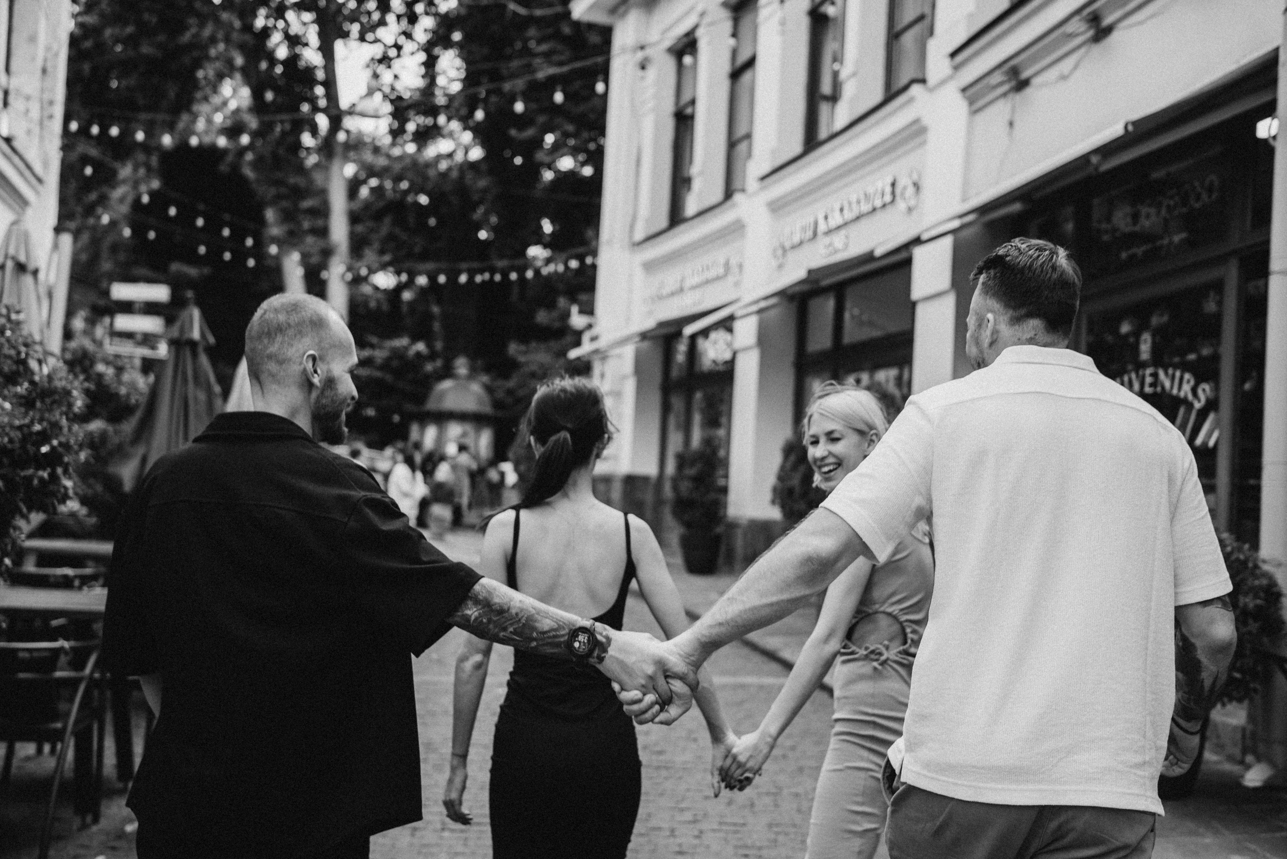 Свадебная фотопрогулка по городу Тбилиси. Портретный и свадебный фотограф в Тбилиси • xeniqo