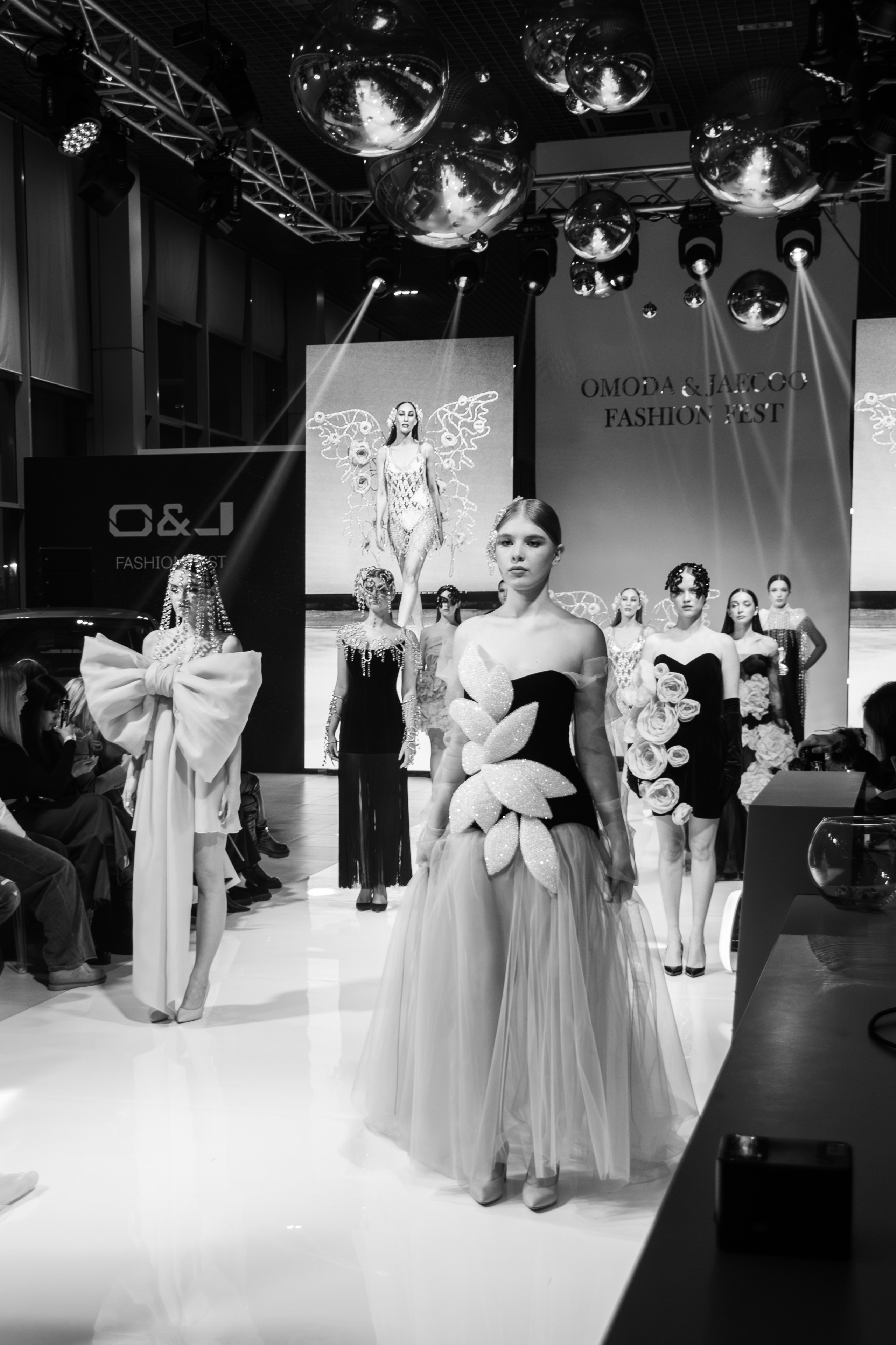 OMODA JAECOO FASHION FEST 2025. Свадебный фотограф в Иркутске Бобылев Никита