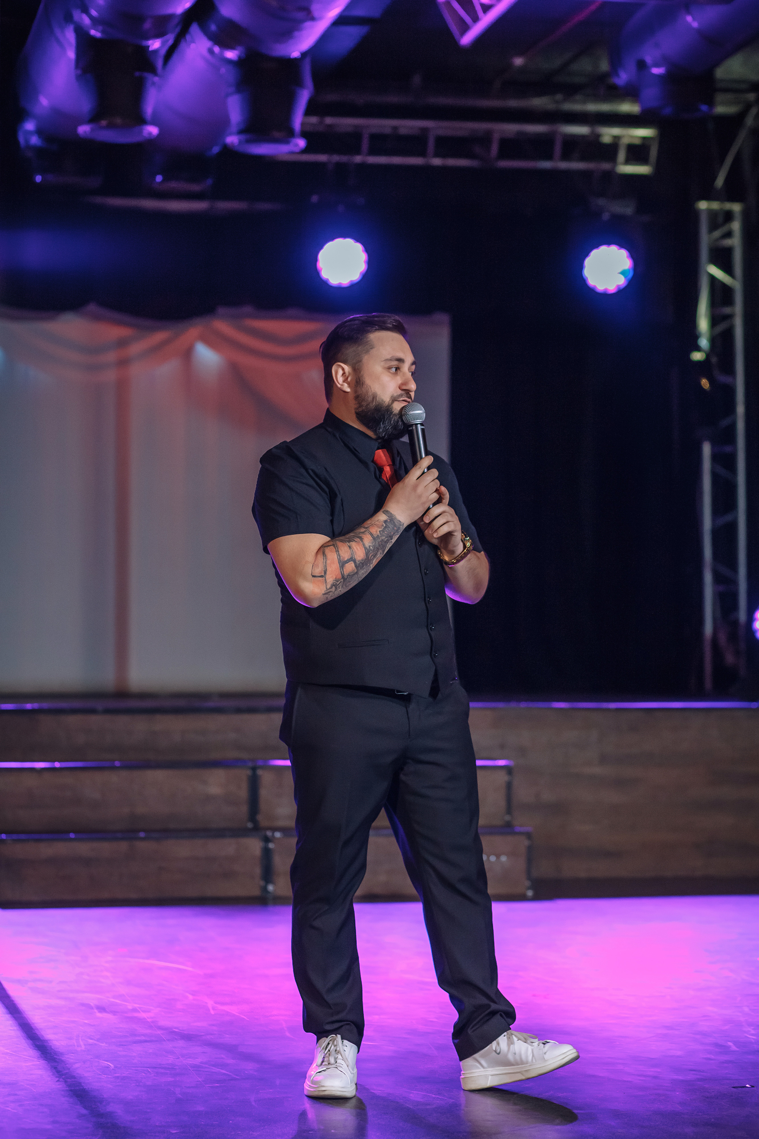 Отчётник Nut. Сергей Мамлеев видеоконтент в Москве