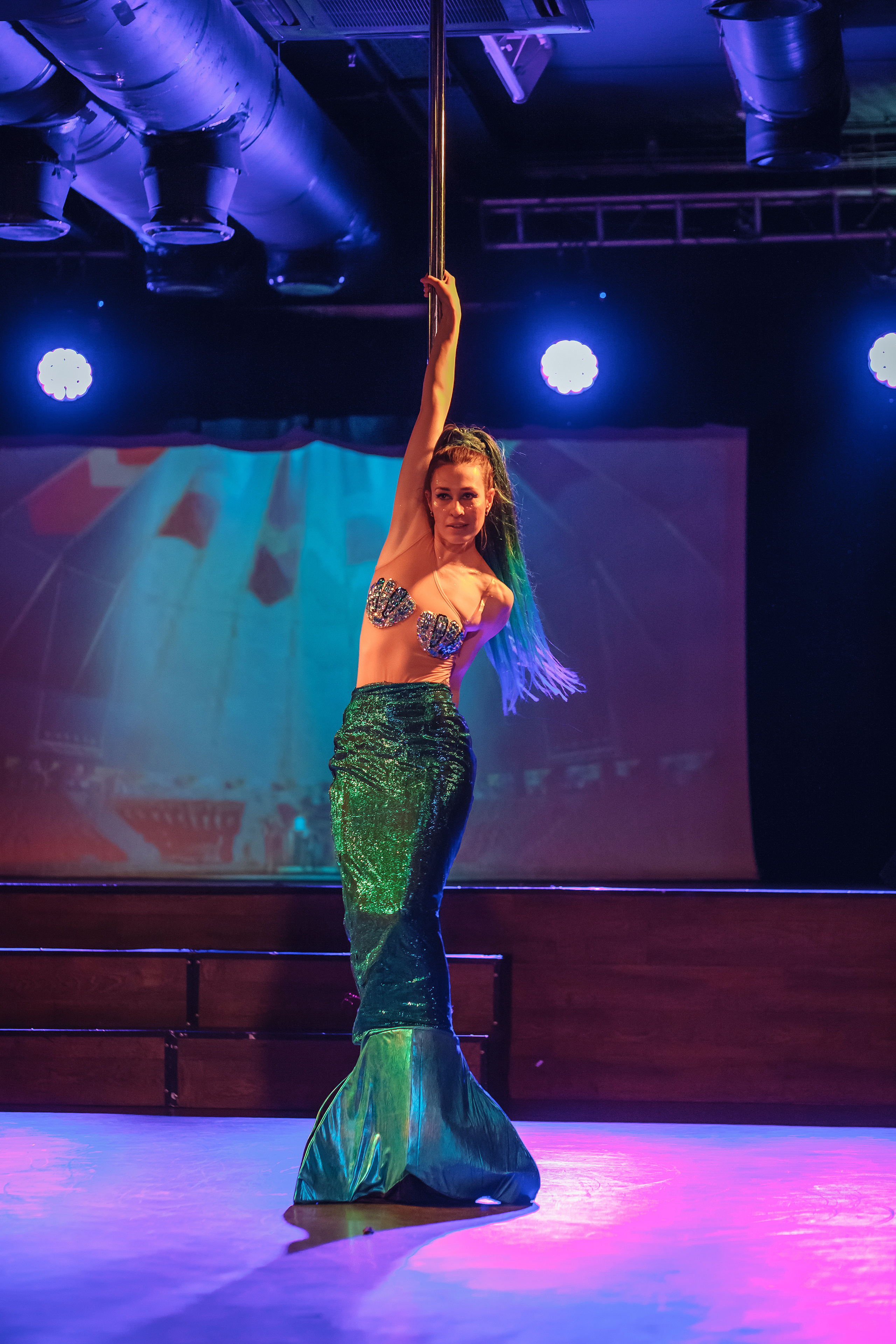 Отчётник Nut. Сергей Мамлеев видеоконтент в Москве