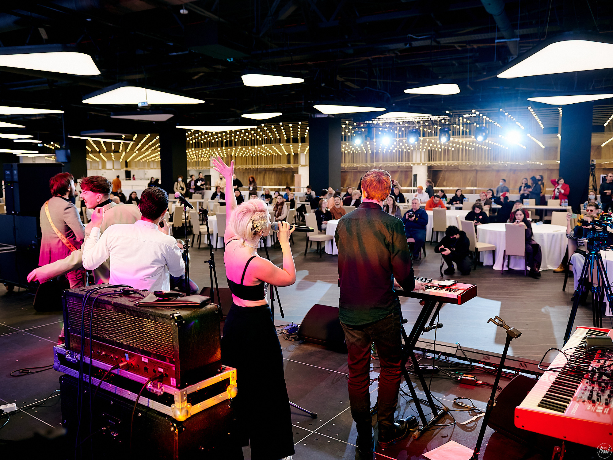 Макс Юдин. Фотографии отовсюду и обо всем