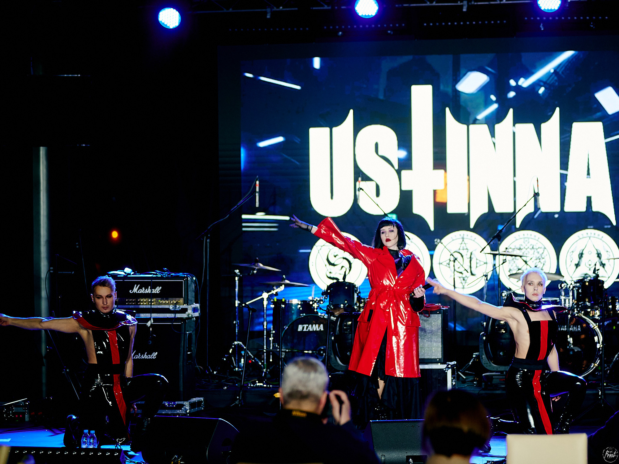 USTINNA. Фотографии отовсюду и обо всем