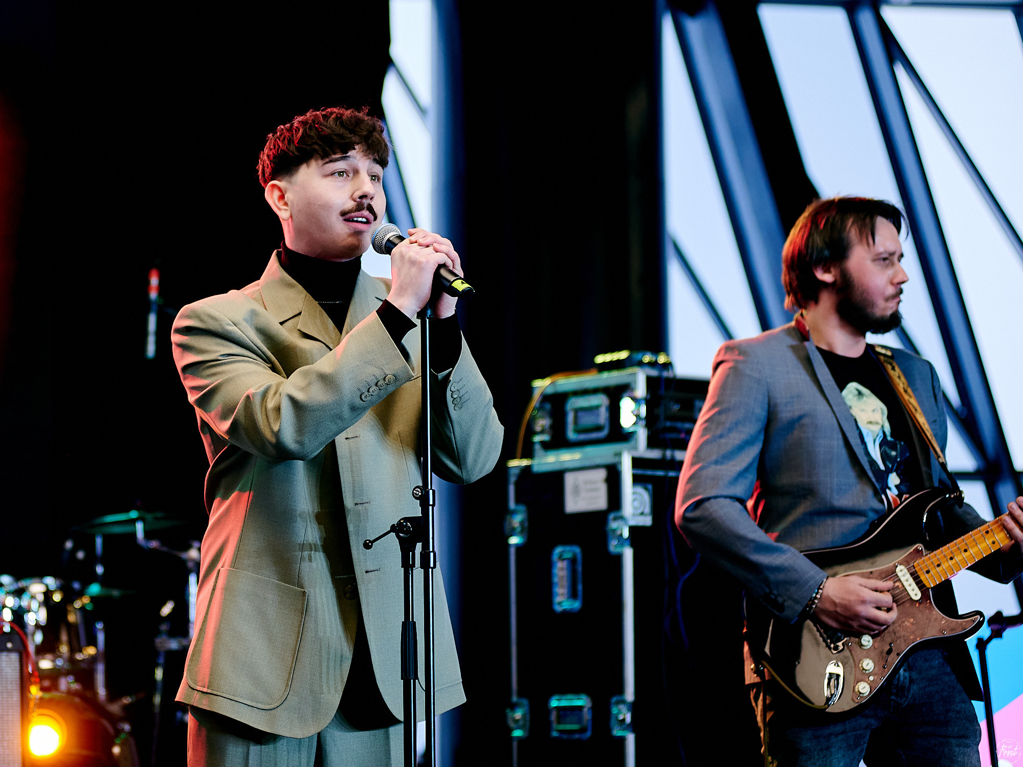 Макс Юдин. Фотографии отовсюду и обо всем