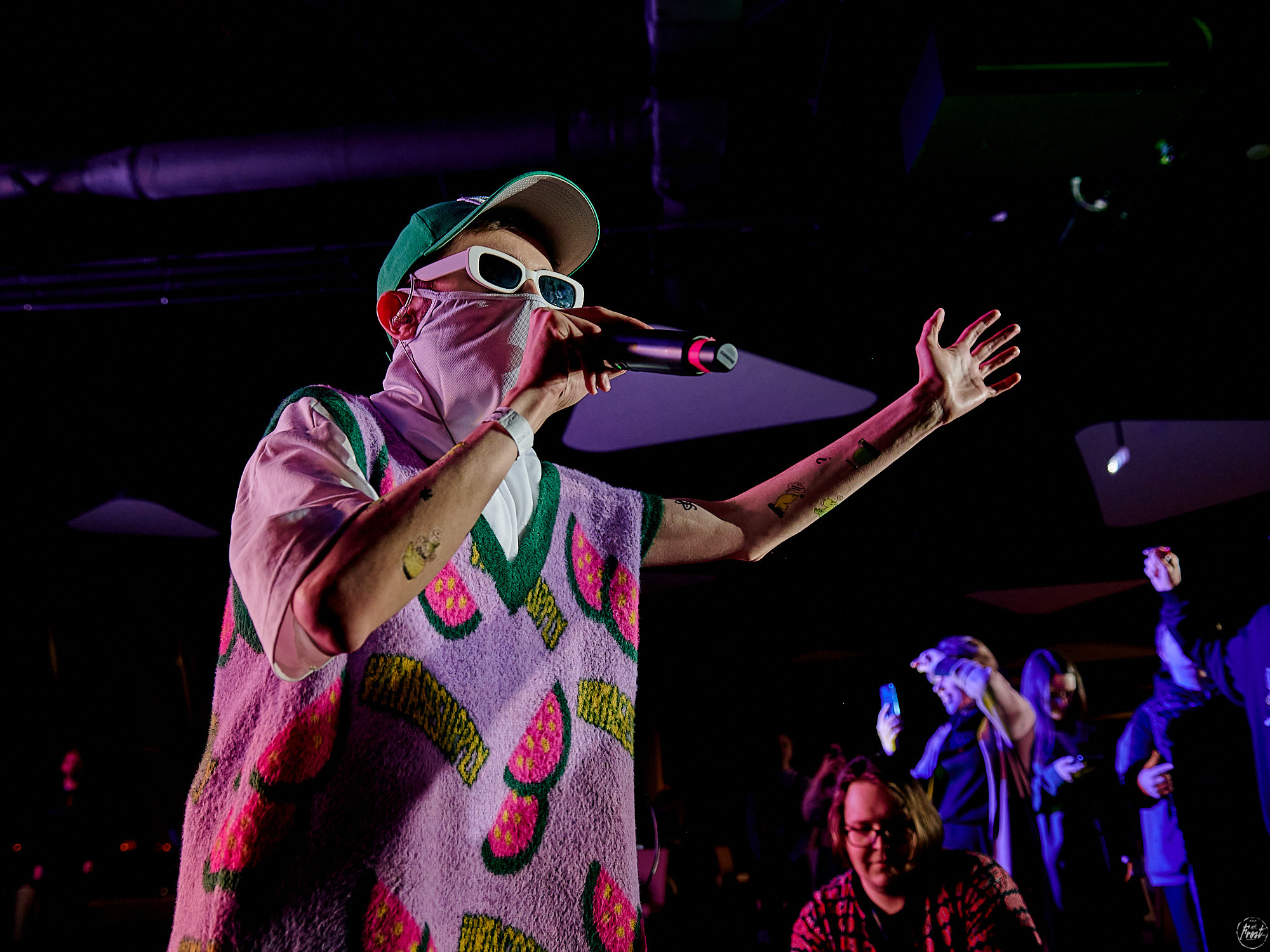 Парнишка. Фотографии отовсюду и обо всем