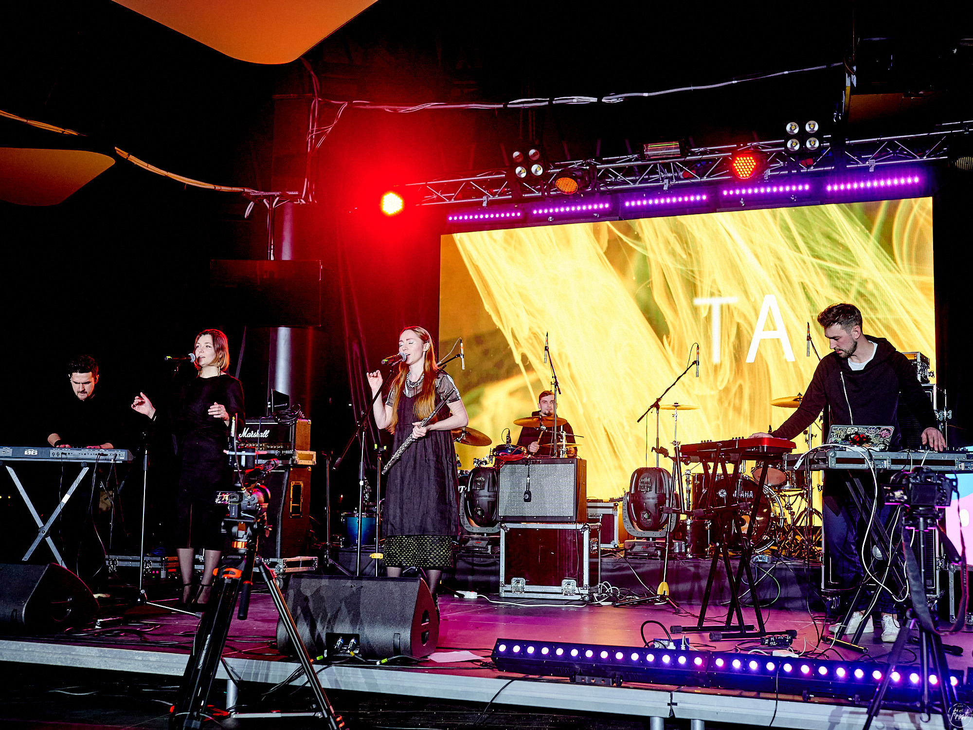 Delta Omega & Glafira. Фотографии отовсюду и обо всем