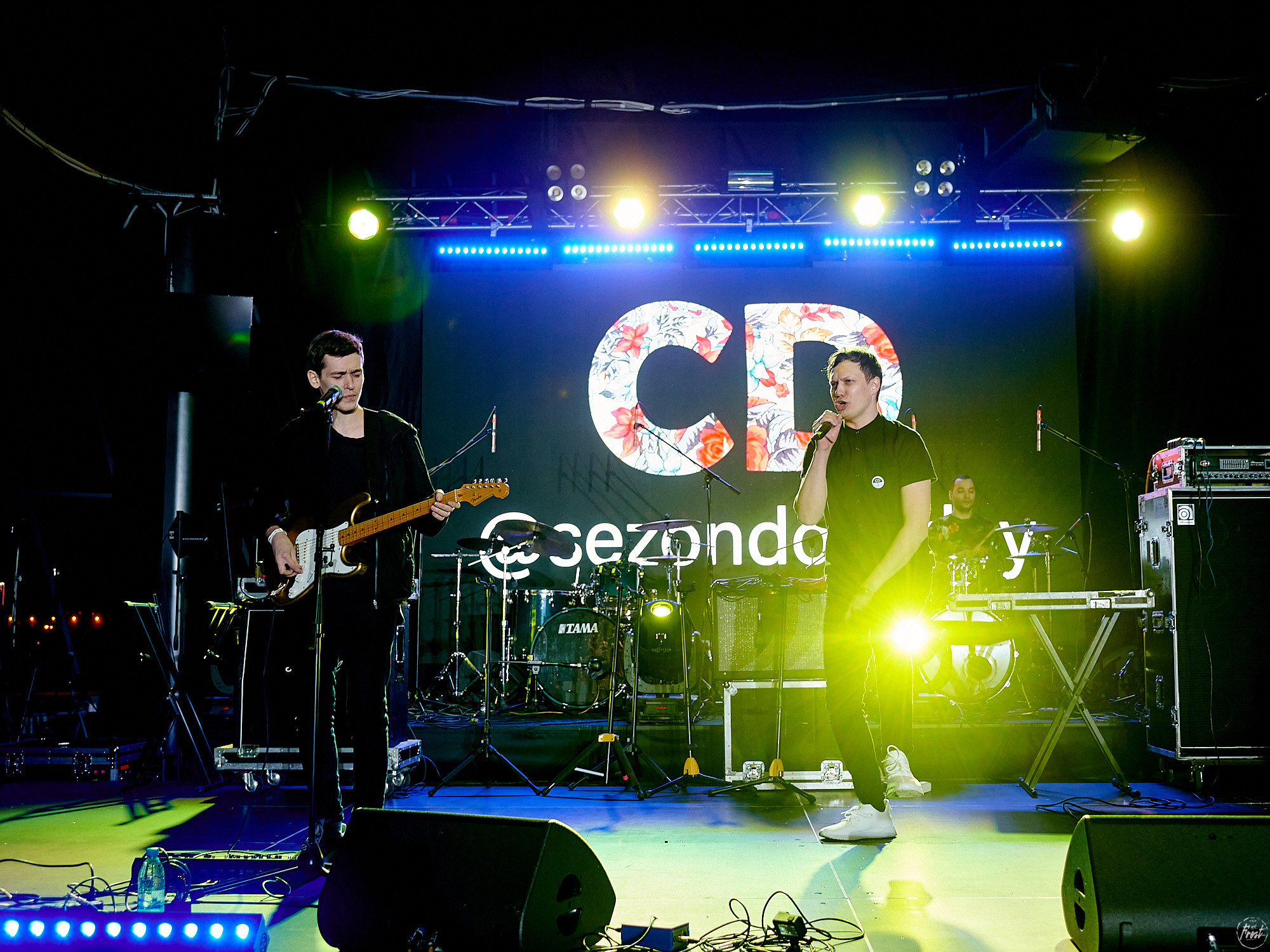 Сезон Дождей. Фотографии отовсюду и обо всем