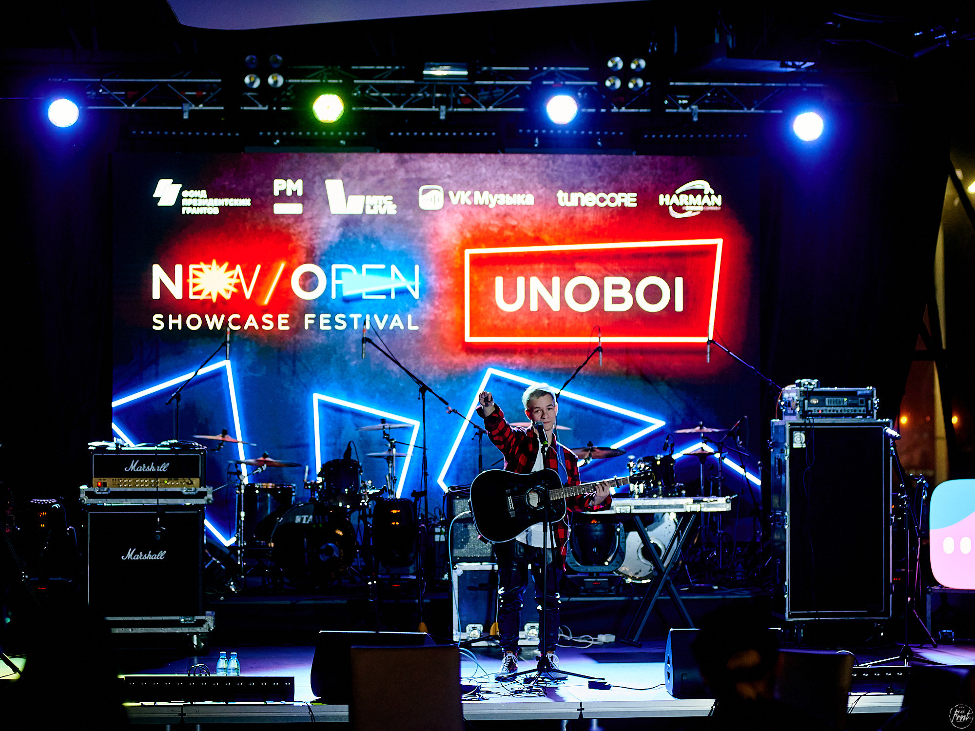 UNOBOY. Фотографии отовсюду и обо всем