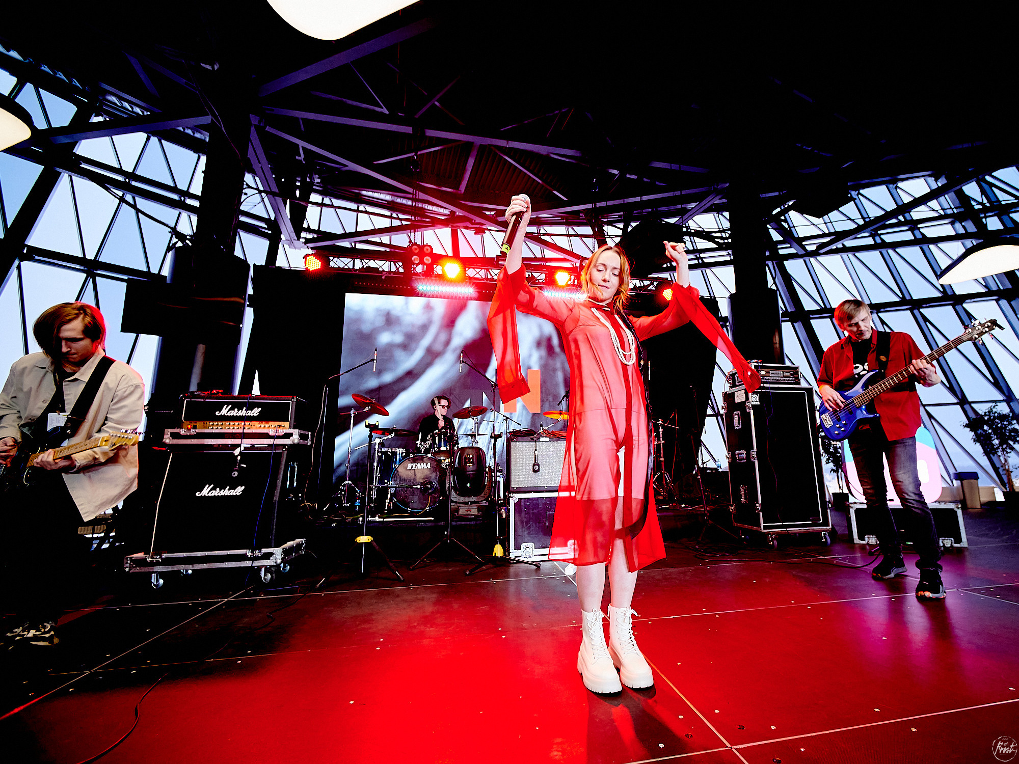 Начни с начала. Фотографии отовсюду и обо всем