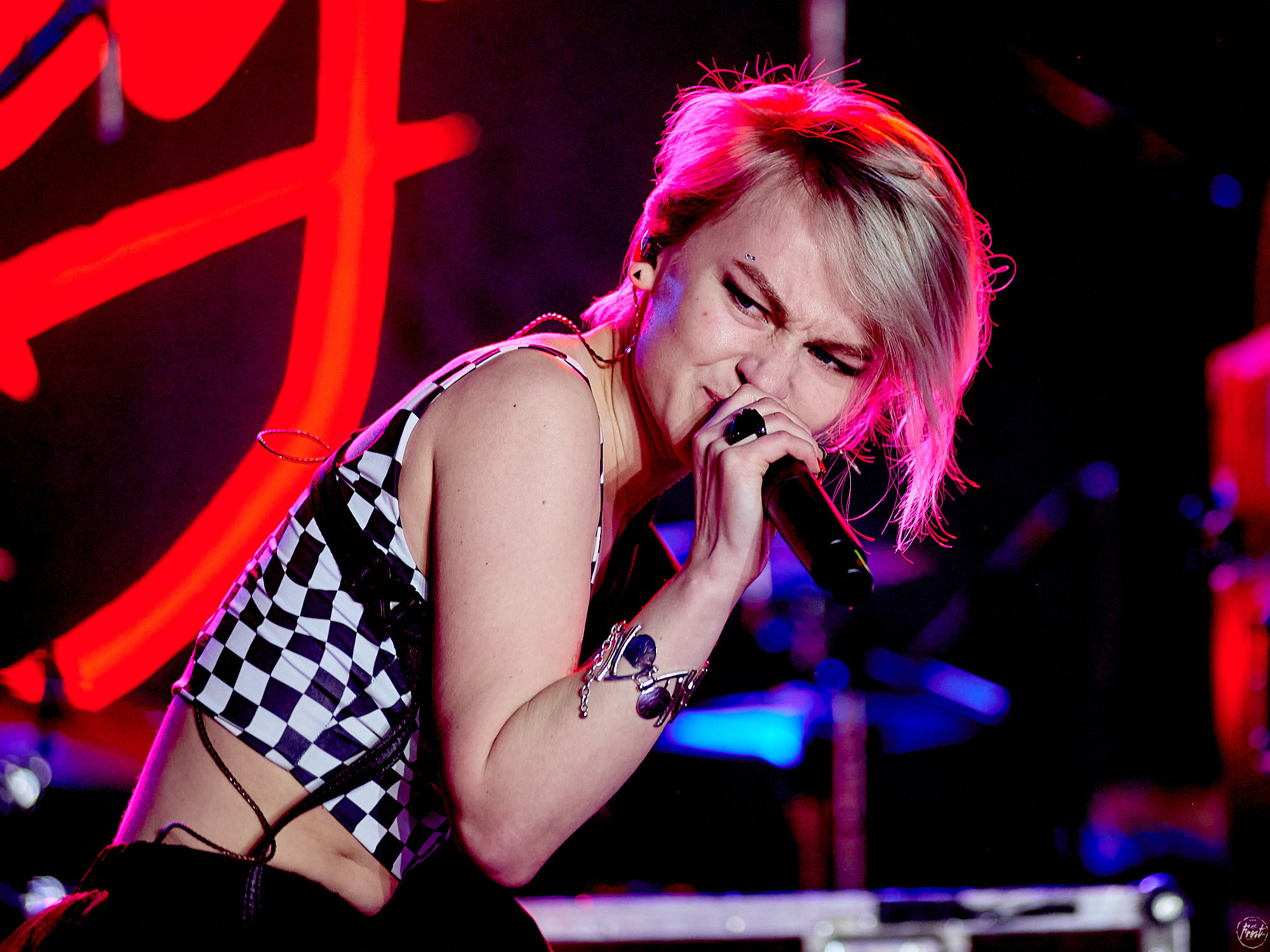 КАТЯ РИКЕДА. Фотографии отовсюду и обо всем