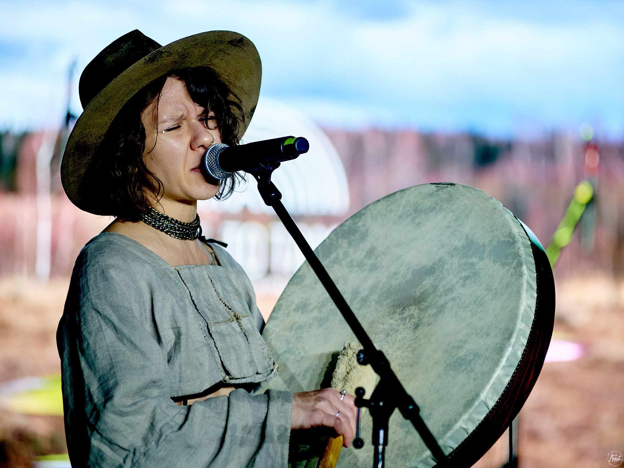 ГДЕ-ТО ТАМ. Фотографии отовсюду и обо всем