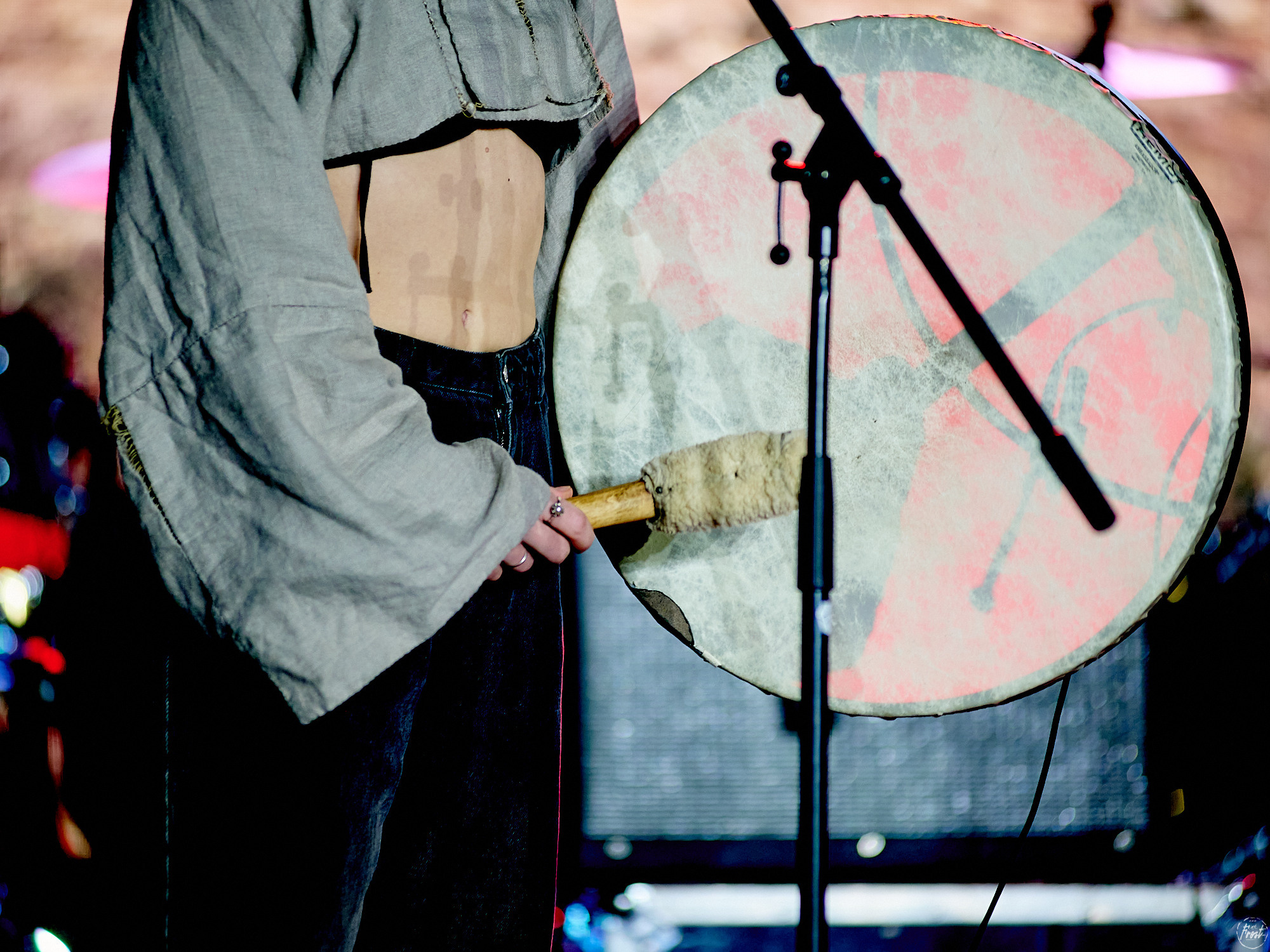 ГДЕ-ТО ТАМ. Фотографии отовсюду и обо всем