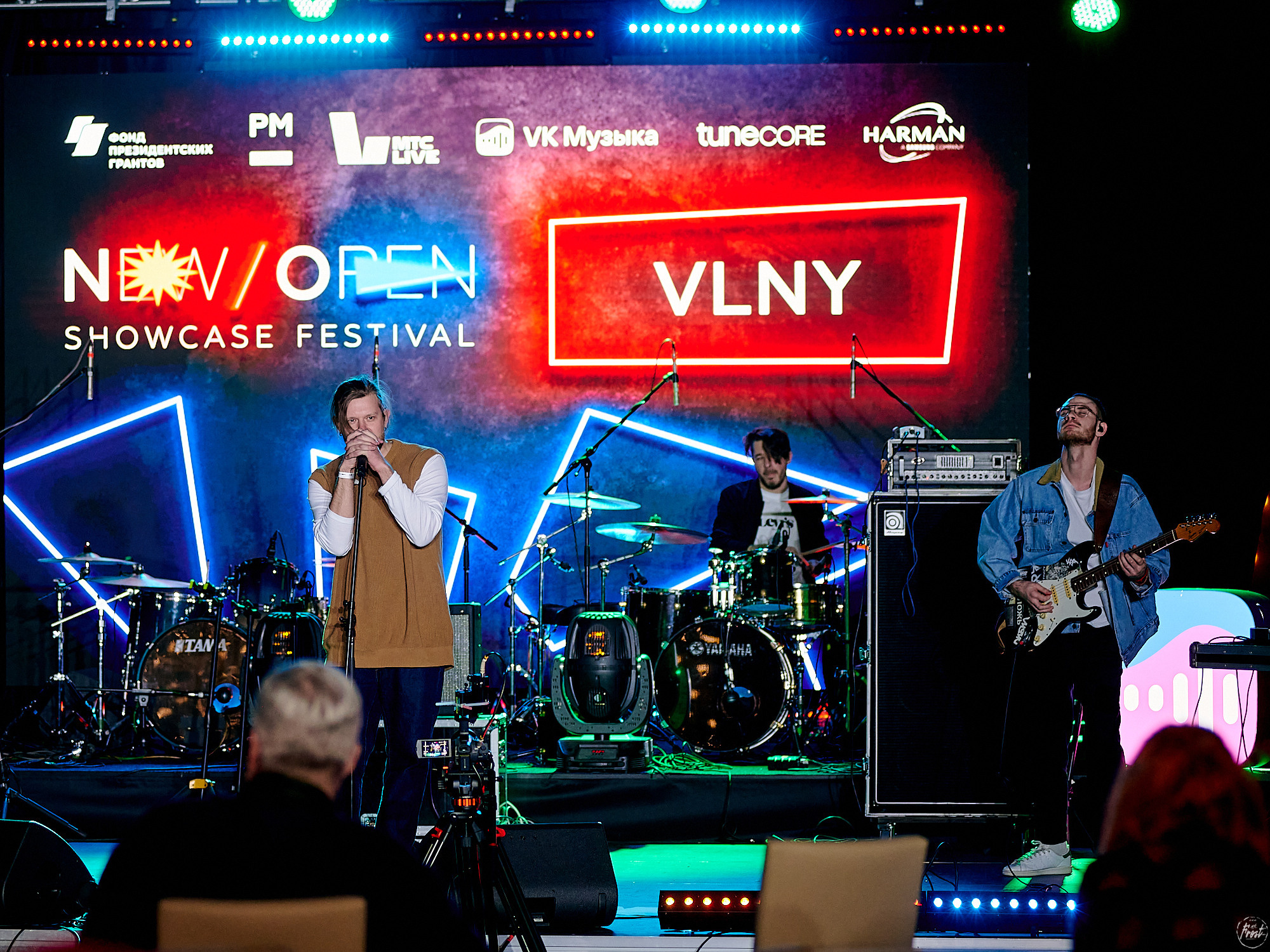 VLNY. Фотографии отовсюду и обо всем