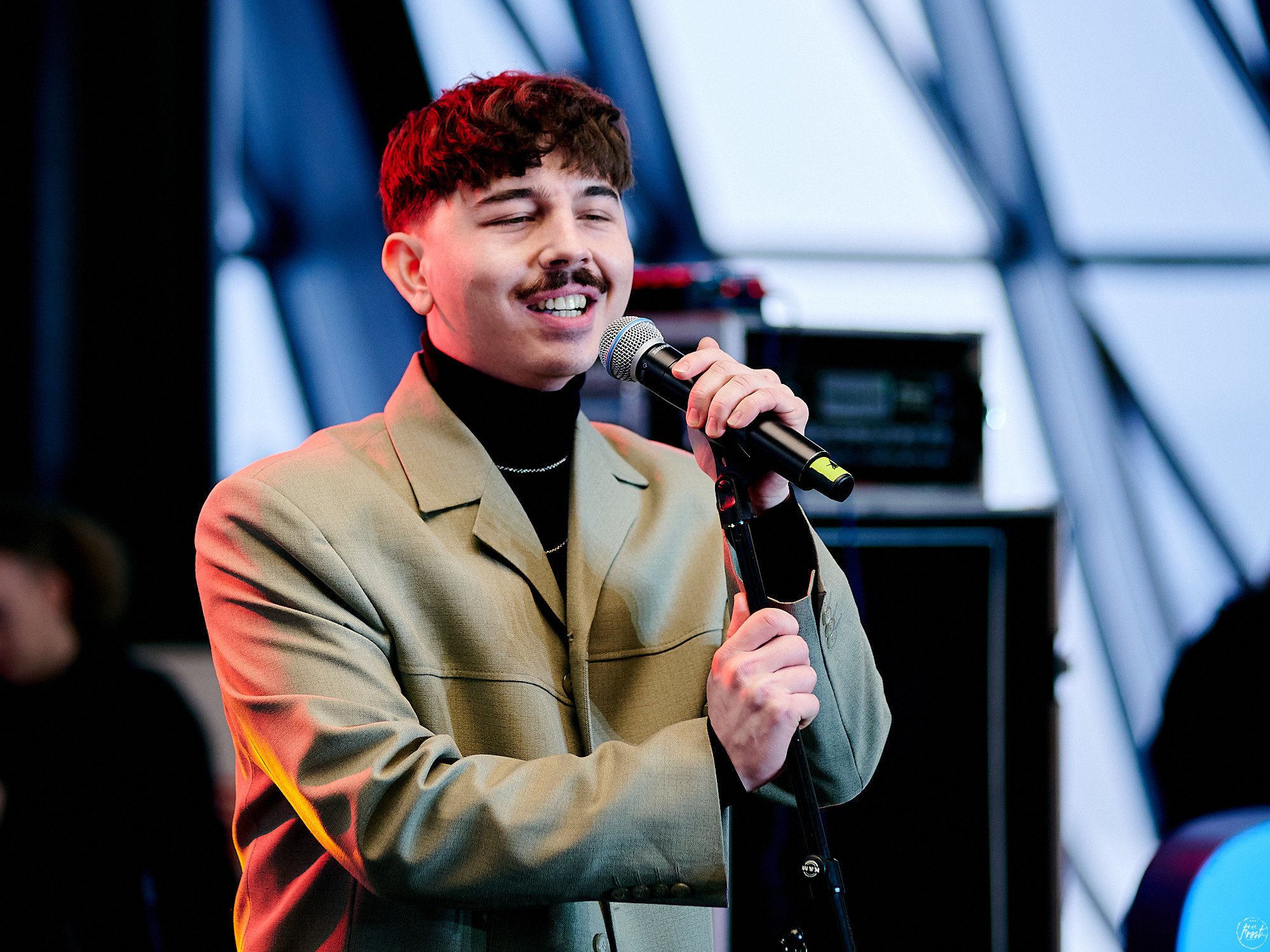 Макс Юдин. Фотографии отовсюду и обо всем