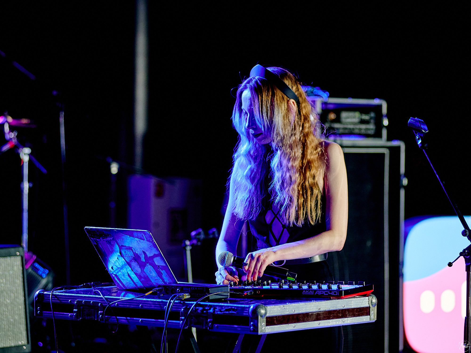 КИОН. Фотографии отовсюду и обо всем