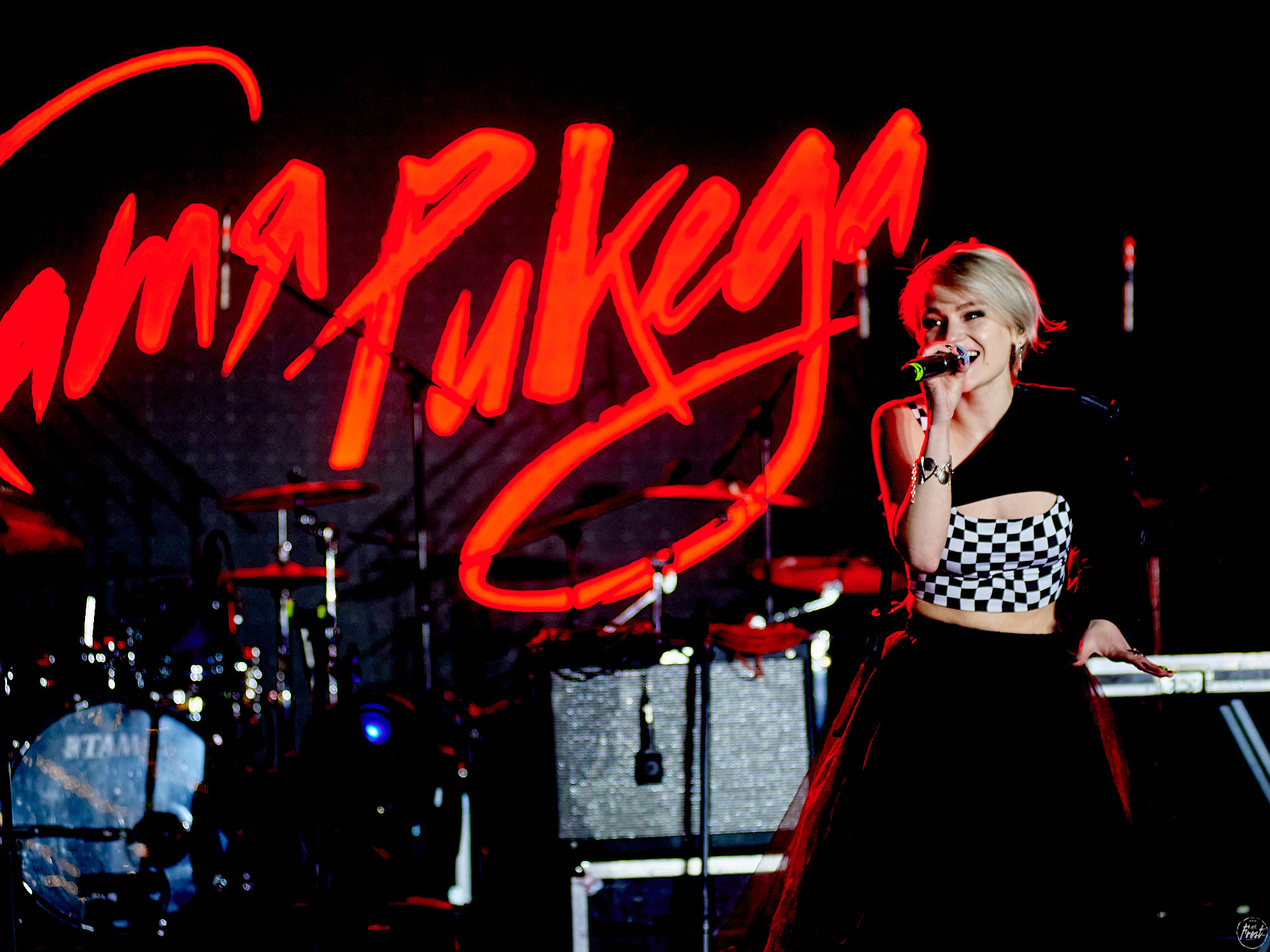 КАТЯ РИКЕДА. Фотографии отовсюду и обо всем