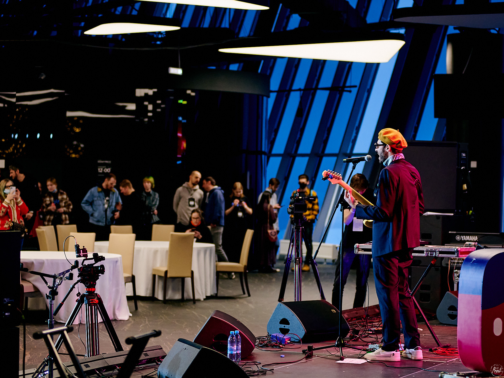 ISKA. Фотографии отовсюду и обо всем