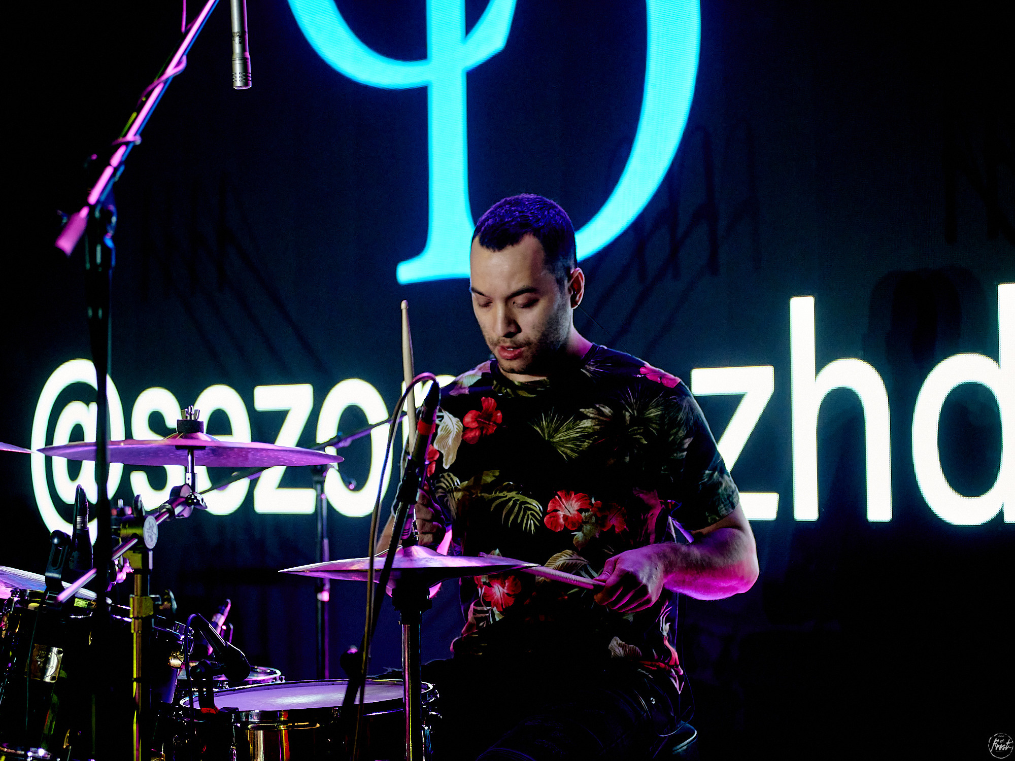 Сезон Дождей. Фотографии отовсюду и обо всем