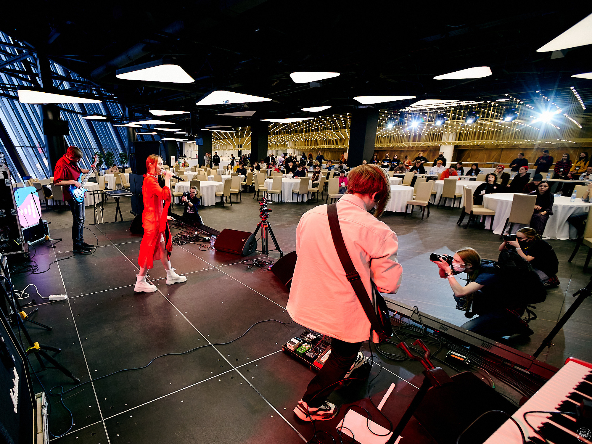 Начни с начала. Фотографии отовсюду и обо всем