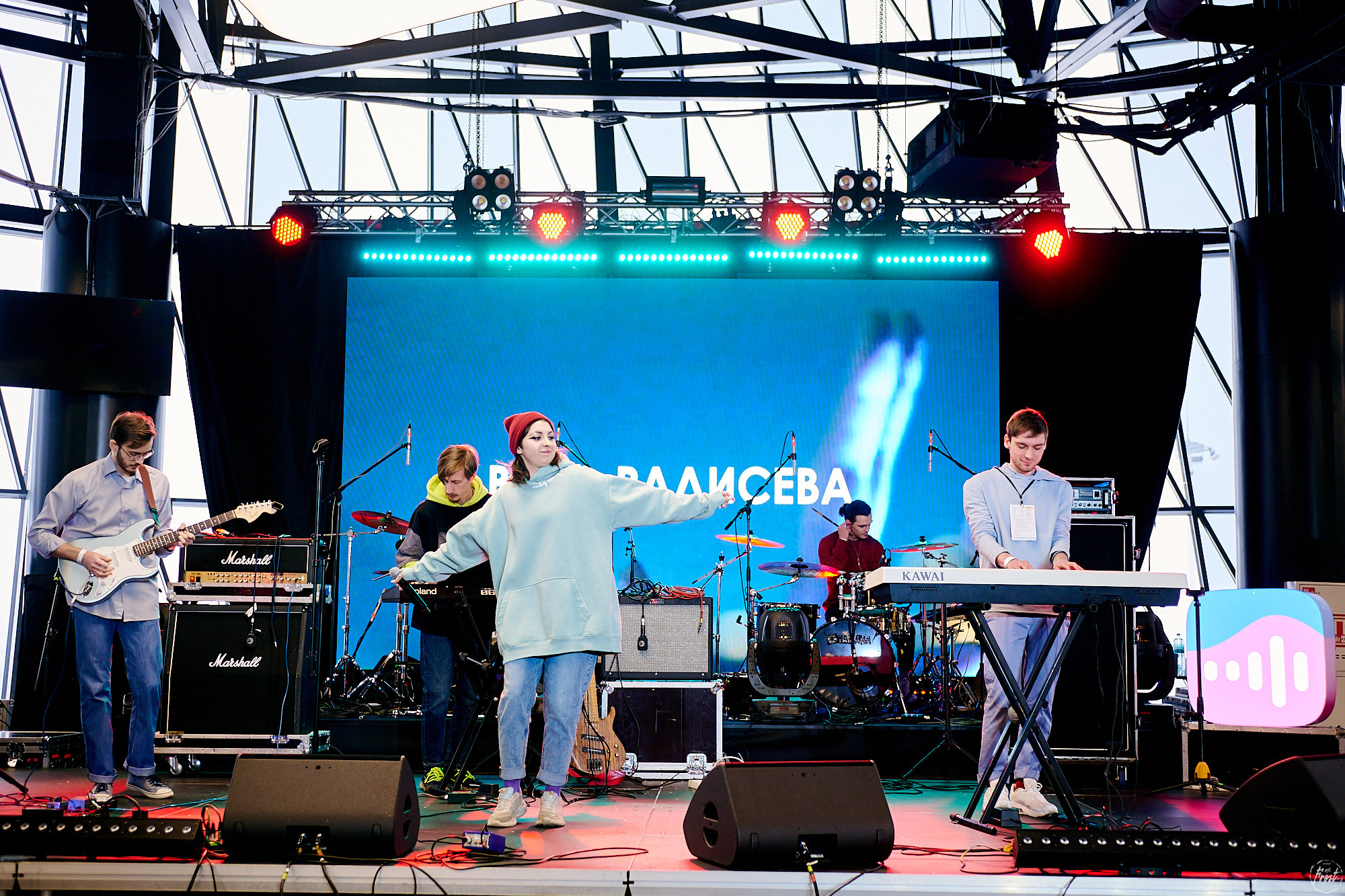 Вика Радисева. Фотографии отовсюду и обо всем