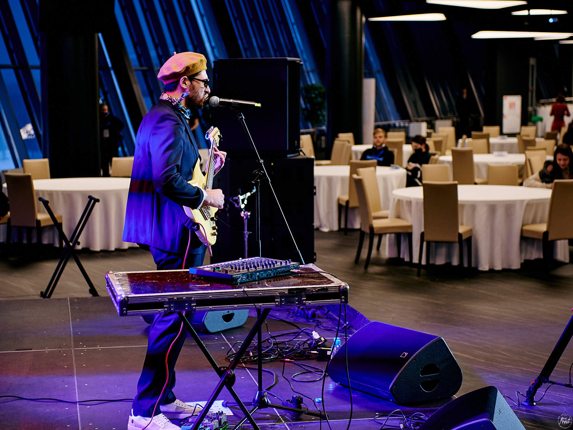 ISKA. Фотографии отовсюду и обо всем