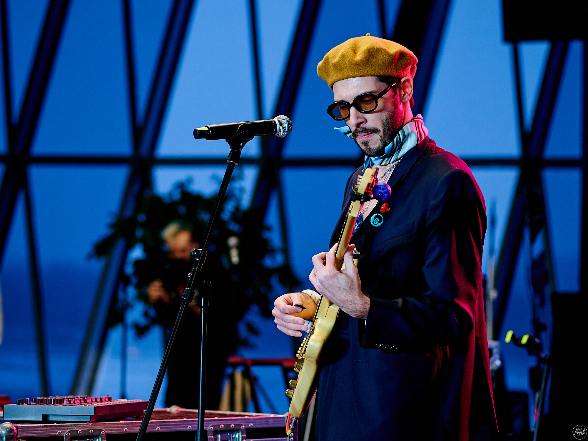 ISKA. Фотографии отовсюду и обо всем