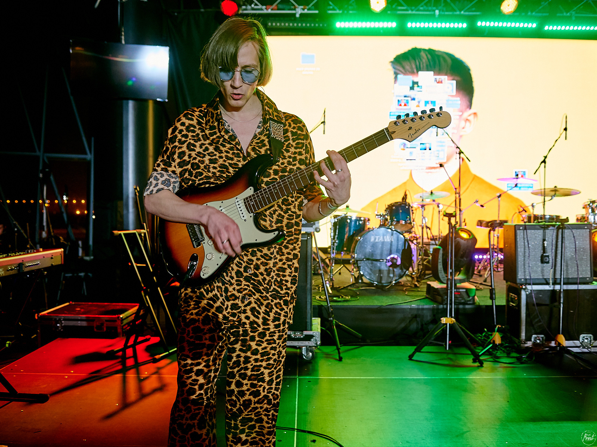 Парнишка. Фотографии отовсюду и обо всем