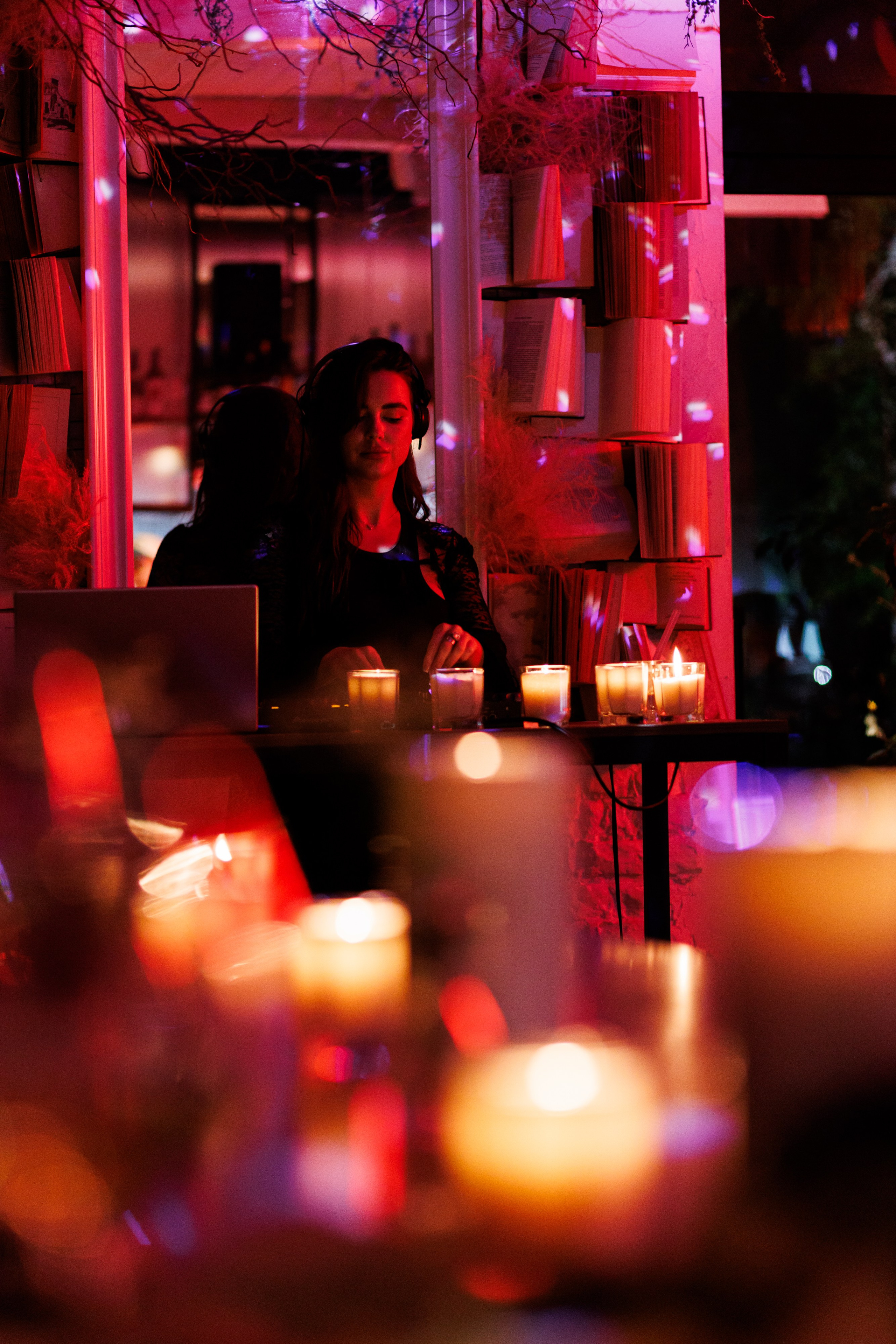 День рождения винного бара Оптимист. Https://andreysolodov.ru