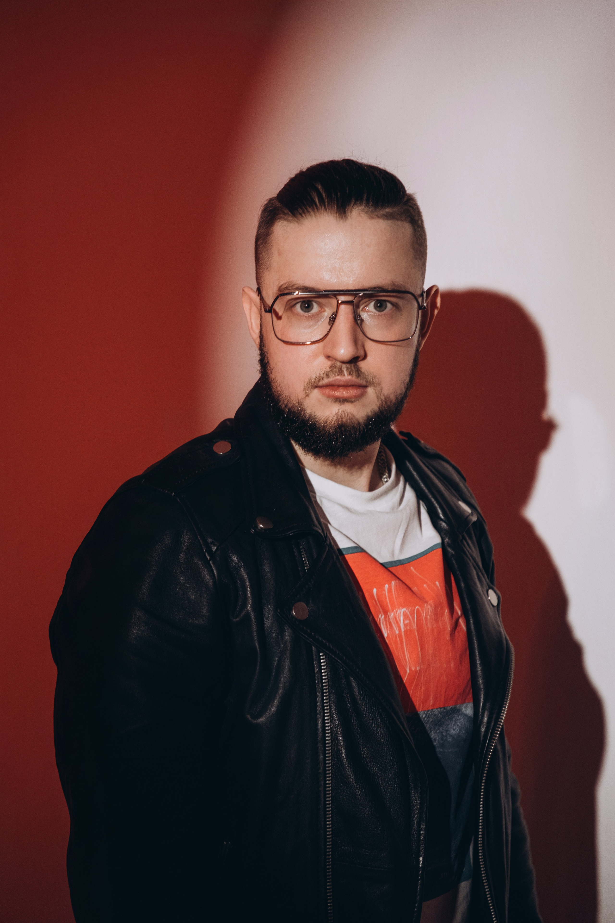 Студийная с цветным светом. Фотограф в Иркутске Анна Мирошникова