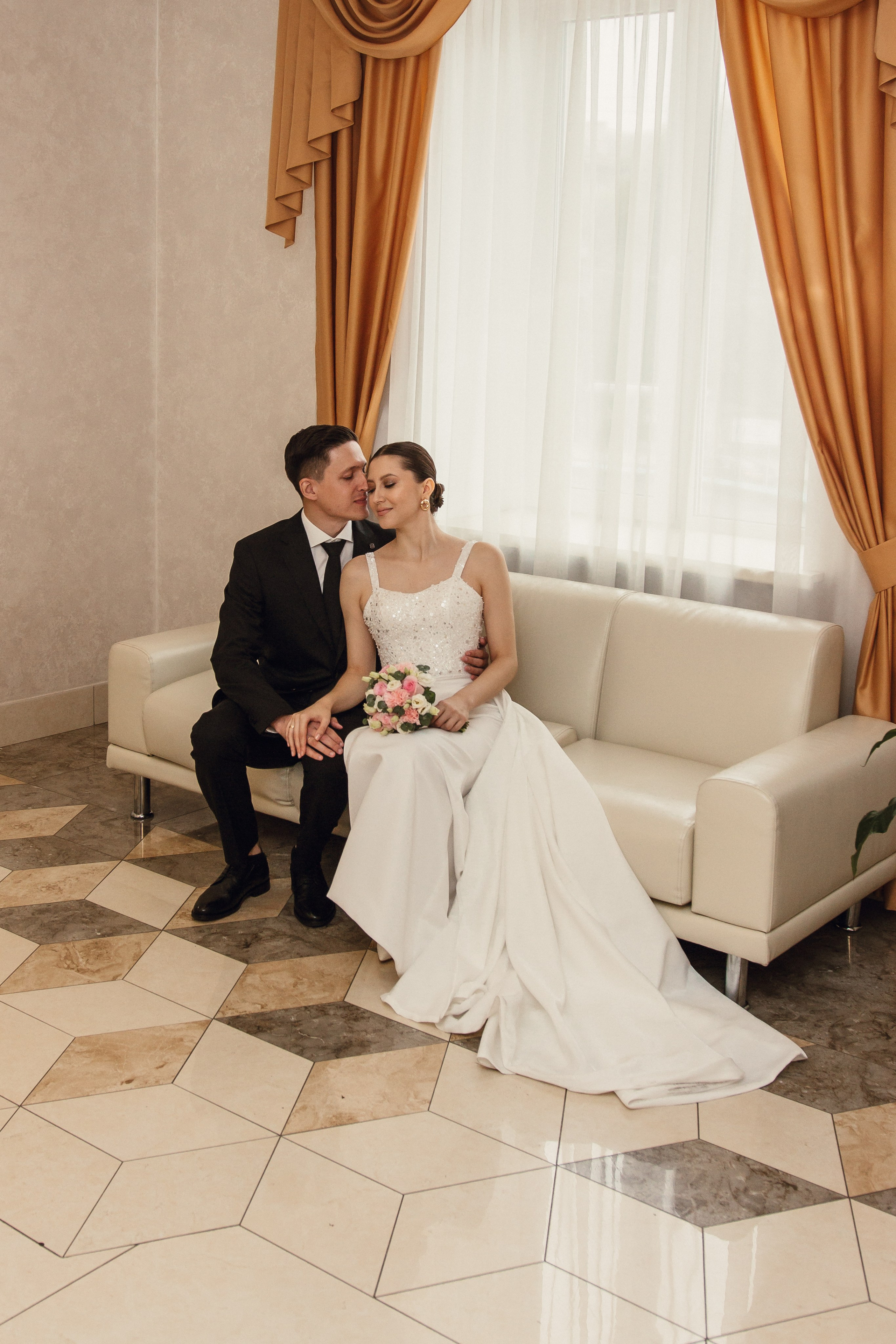 Оксана и Максим Grand Autograph Hotel & Театр оперы и балета. Фотограф Новосибирск