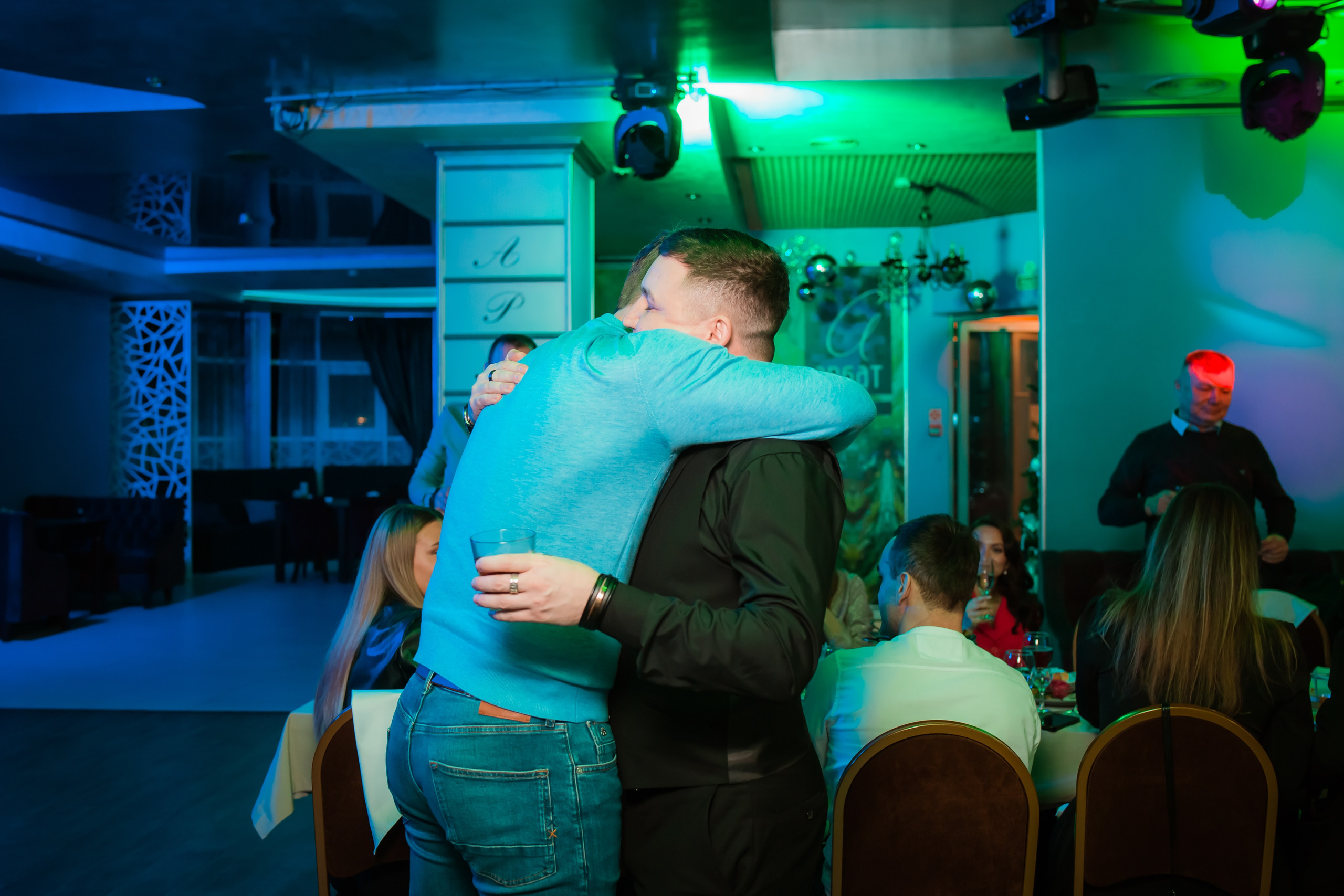 День Рождение Рябинина Ивана. Репортажный фотограф Василий Сазонов в Нижневартовске