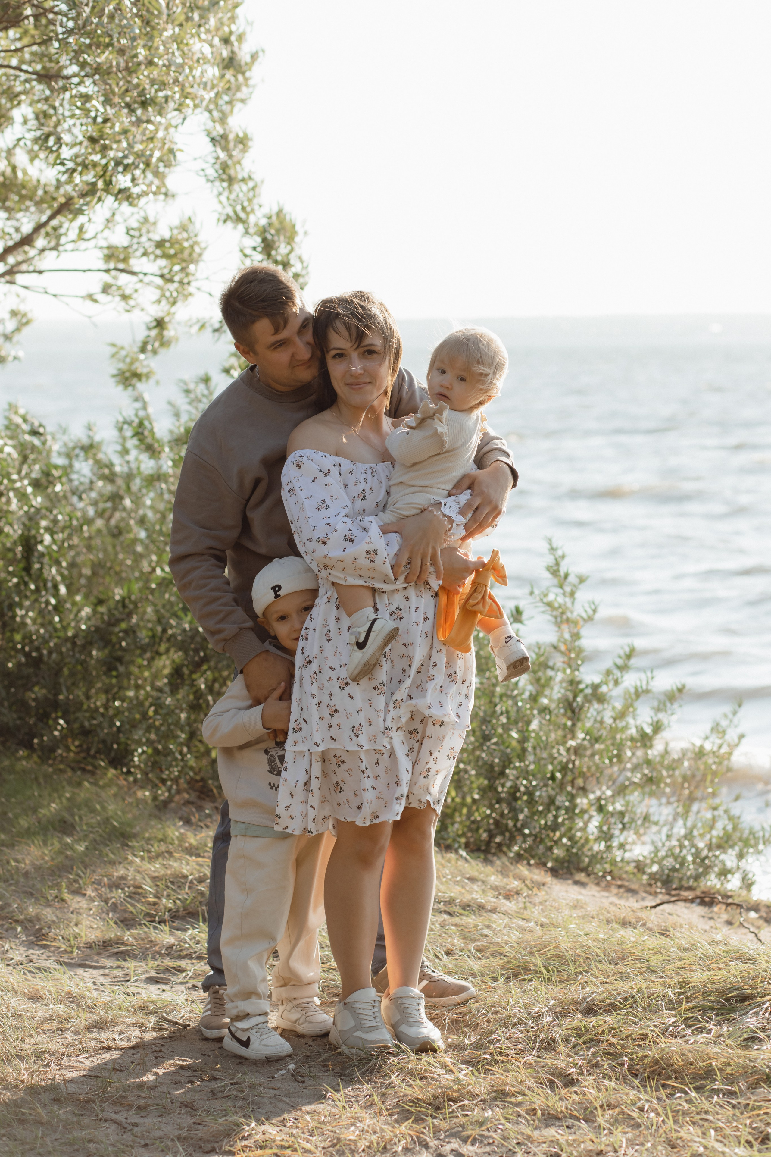 На берегу. Семейный и свадебный фотограф в Челябинске Мария Леонтьева